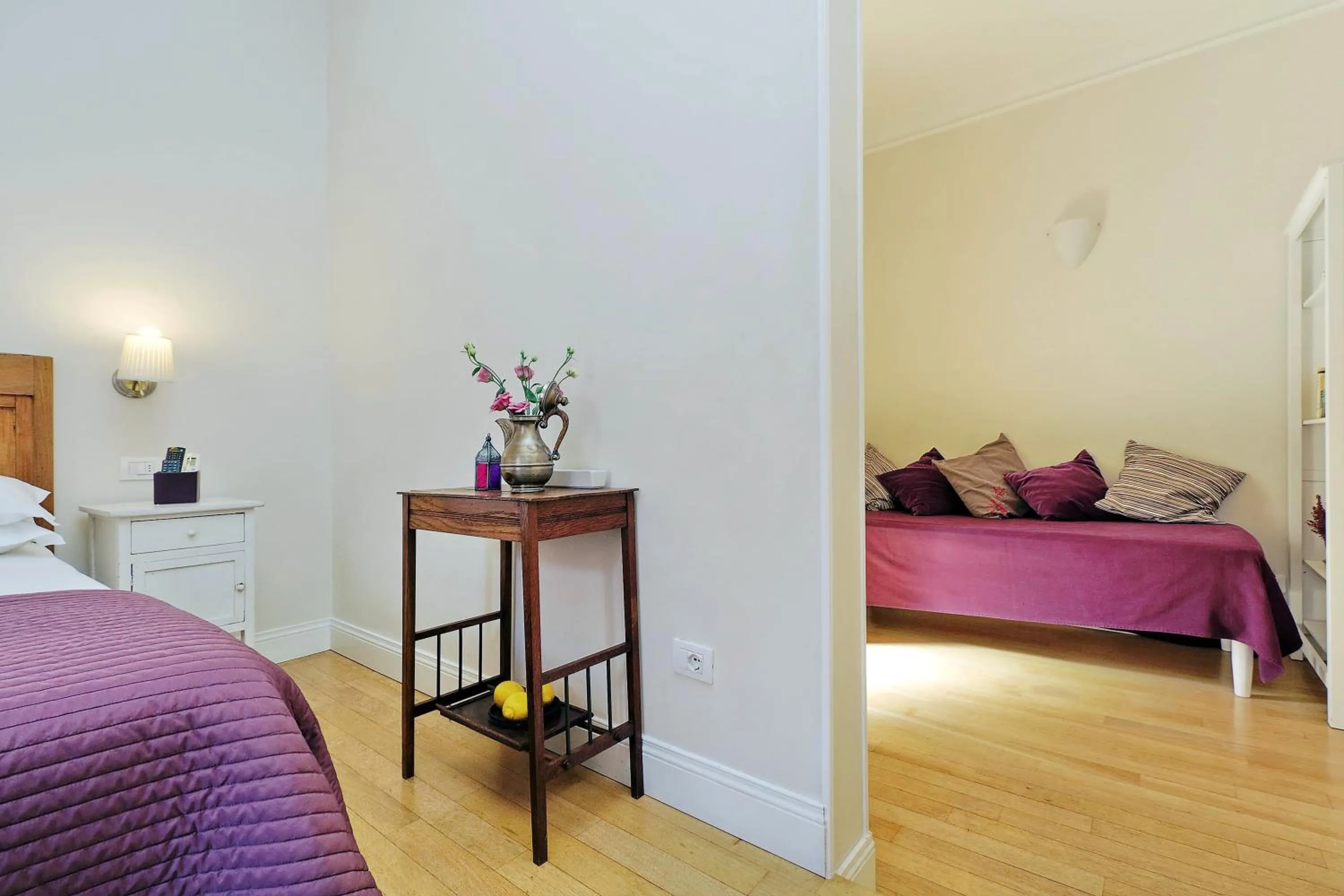 Living room, Bed in Guest House Amaranto Romano