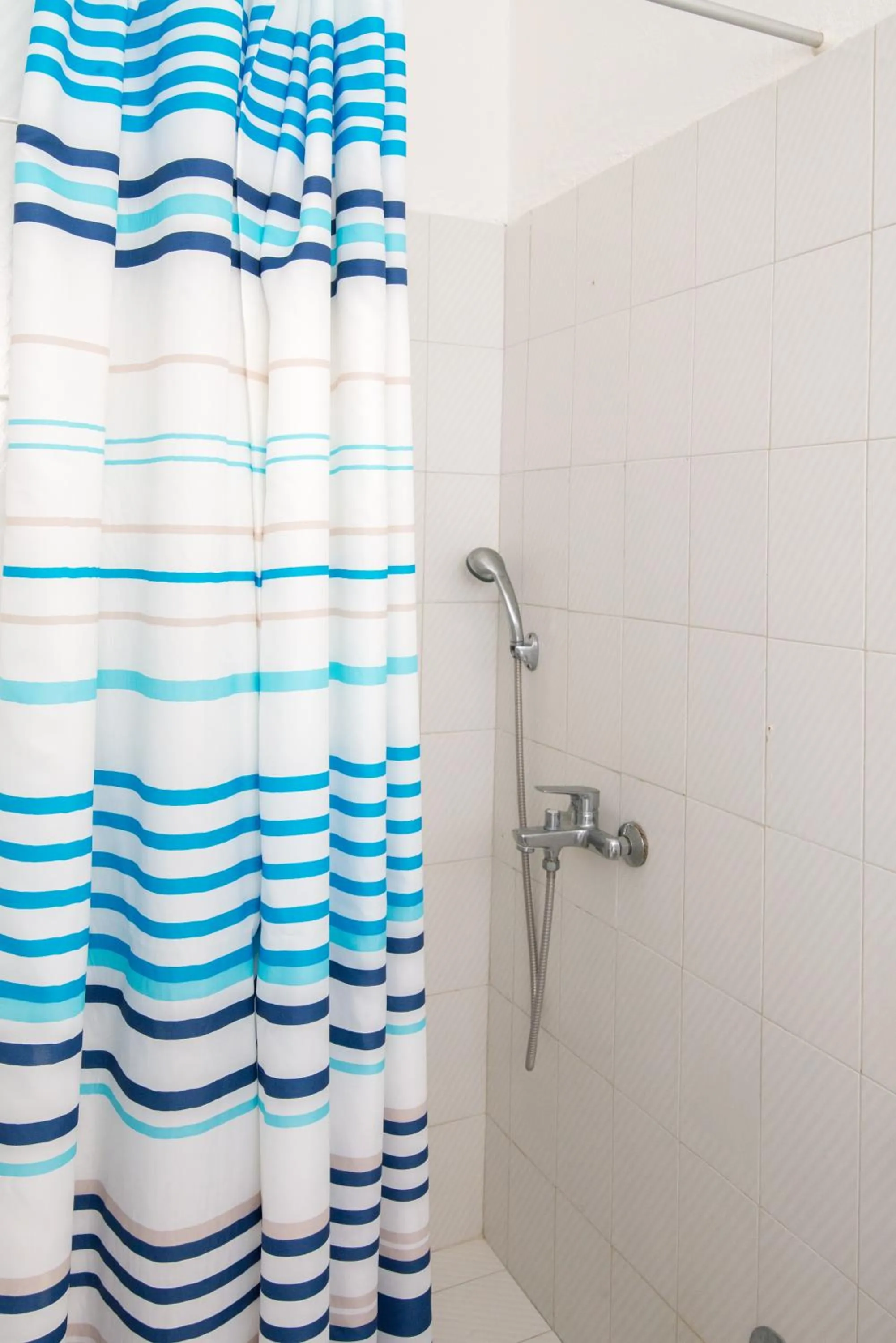 Shower in Antonina Hotel