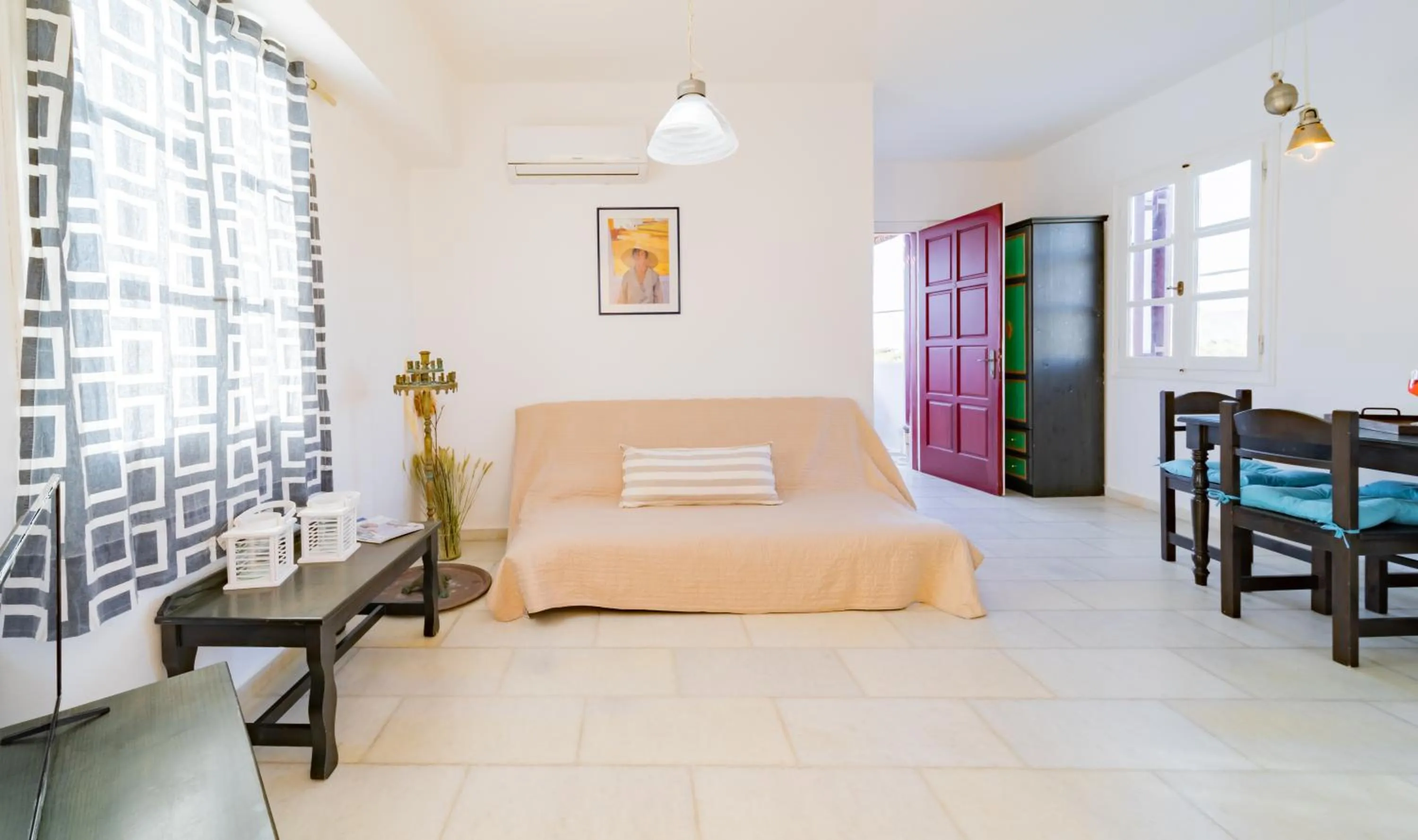 Living room, Bed in Antonina Hotel