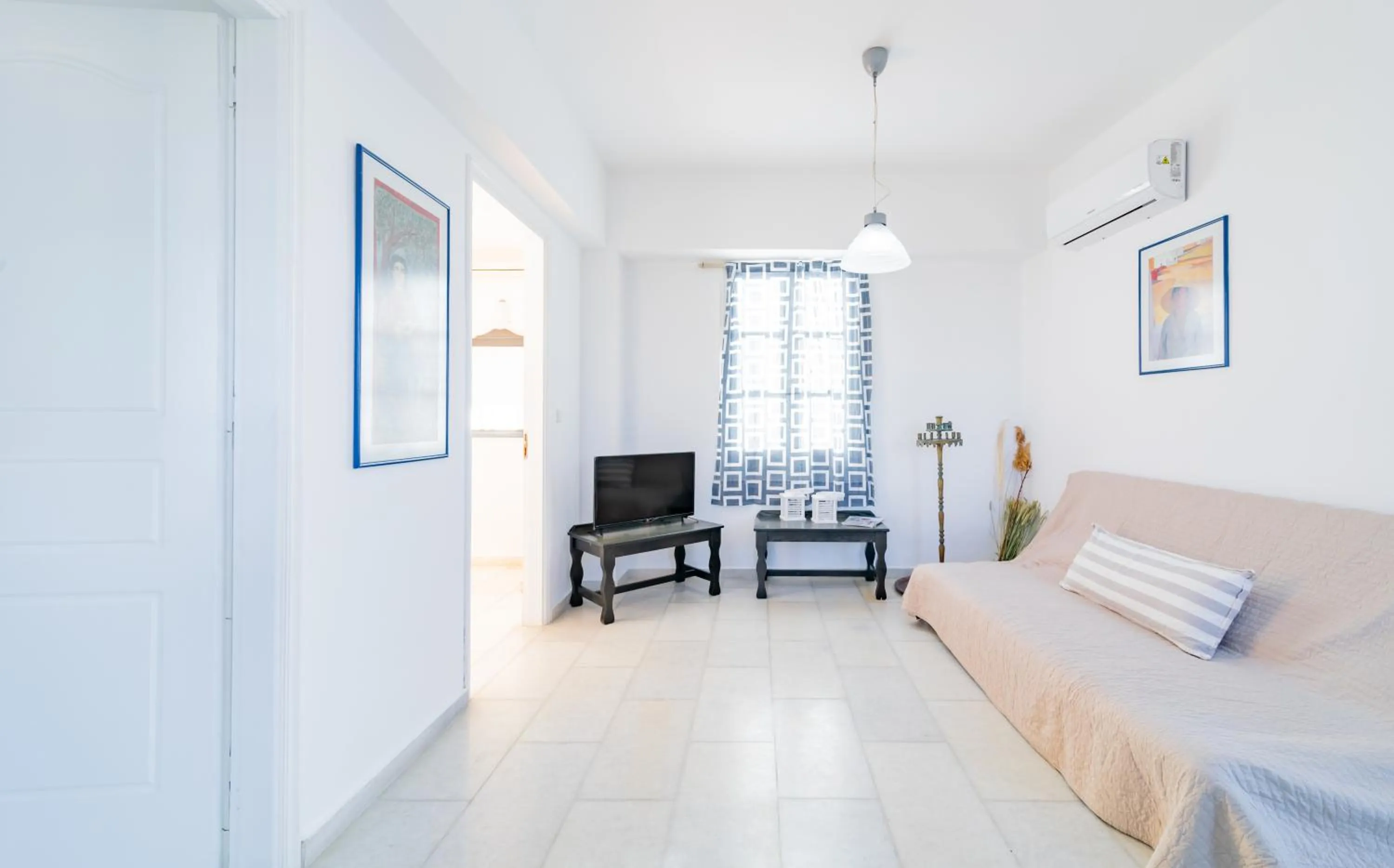 TV and multimedia, Bed in Antonina Hotel