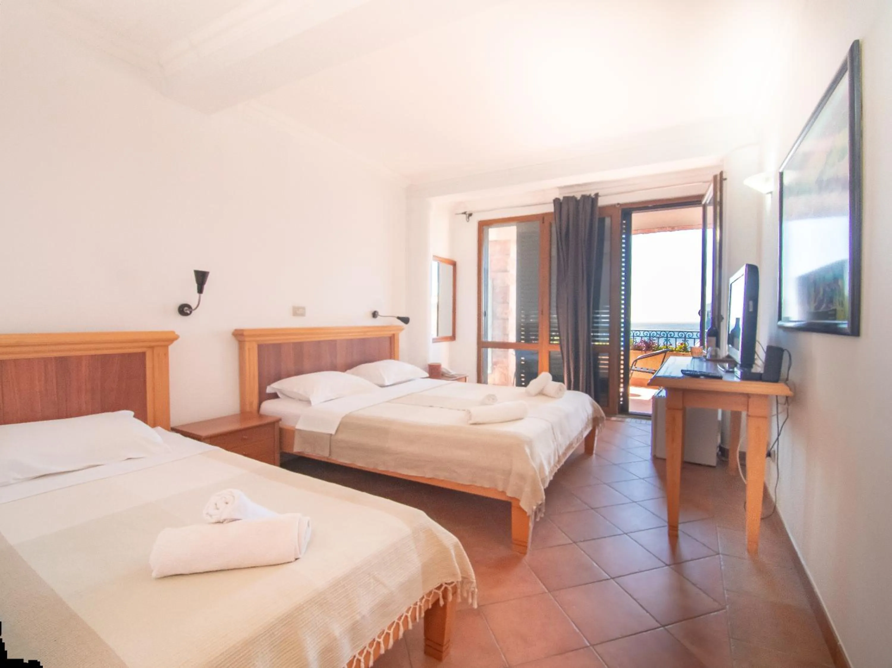 Photo of the whole room, Bed in Apartments and Rooms Levantin Inn