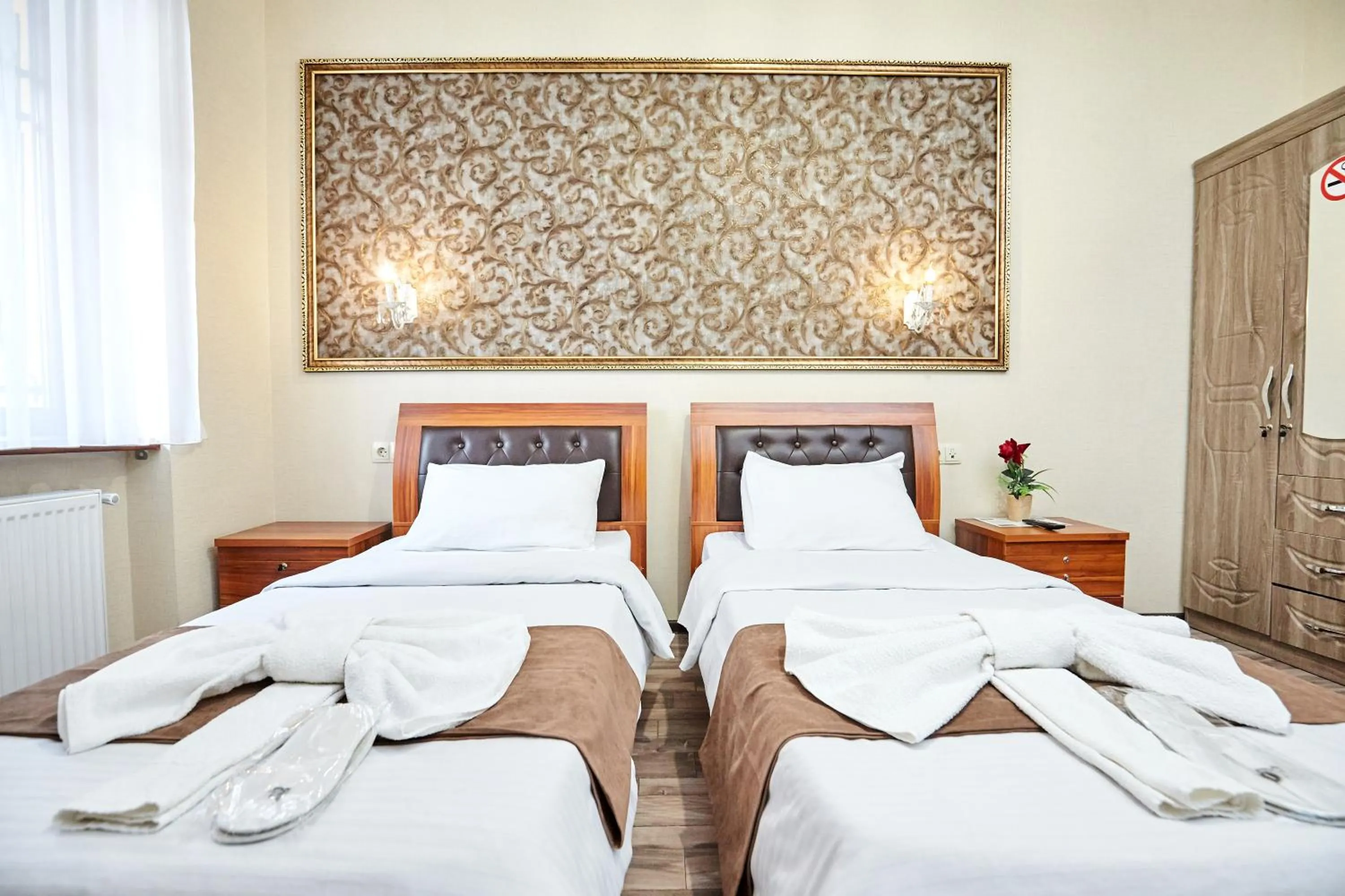 Photo of the whole room, Bed in Hotel Diadema