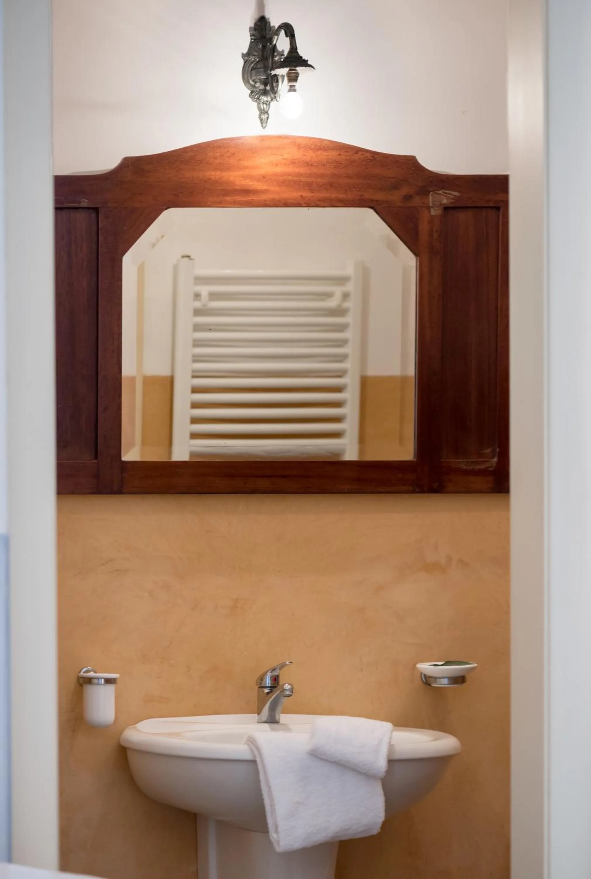 Bathroom in Palazzo Laura