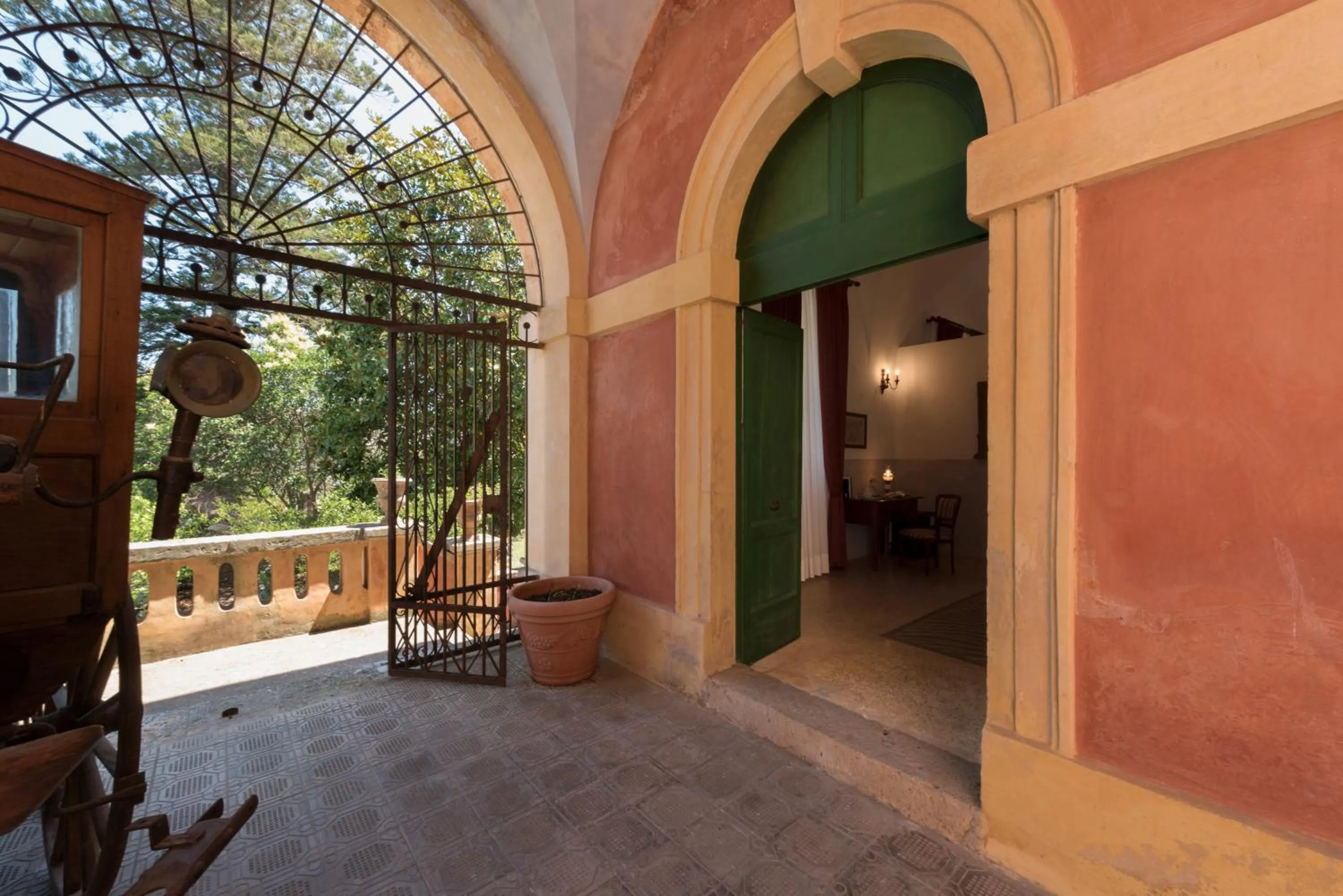 Inner courtyard view in Palazzo Laura