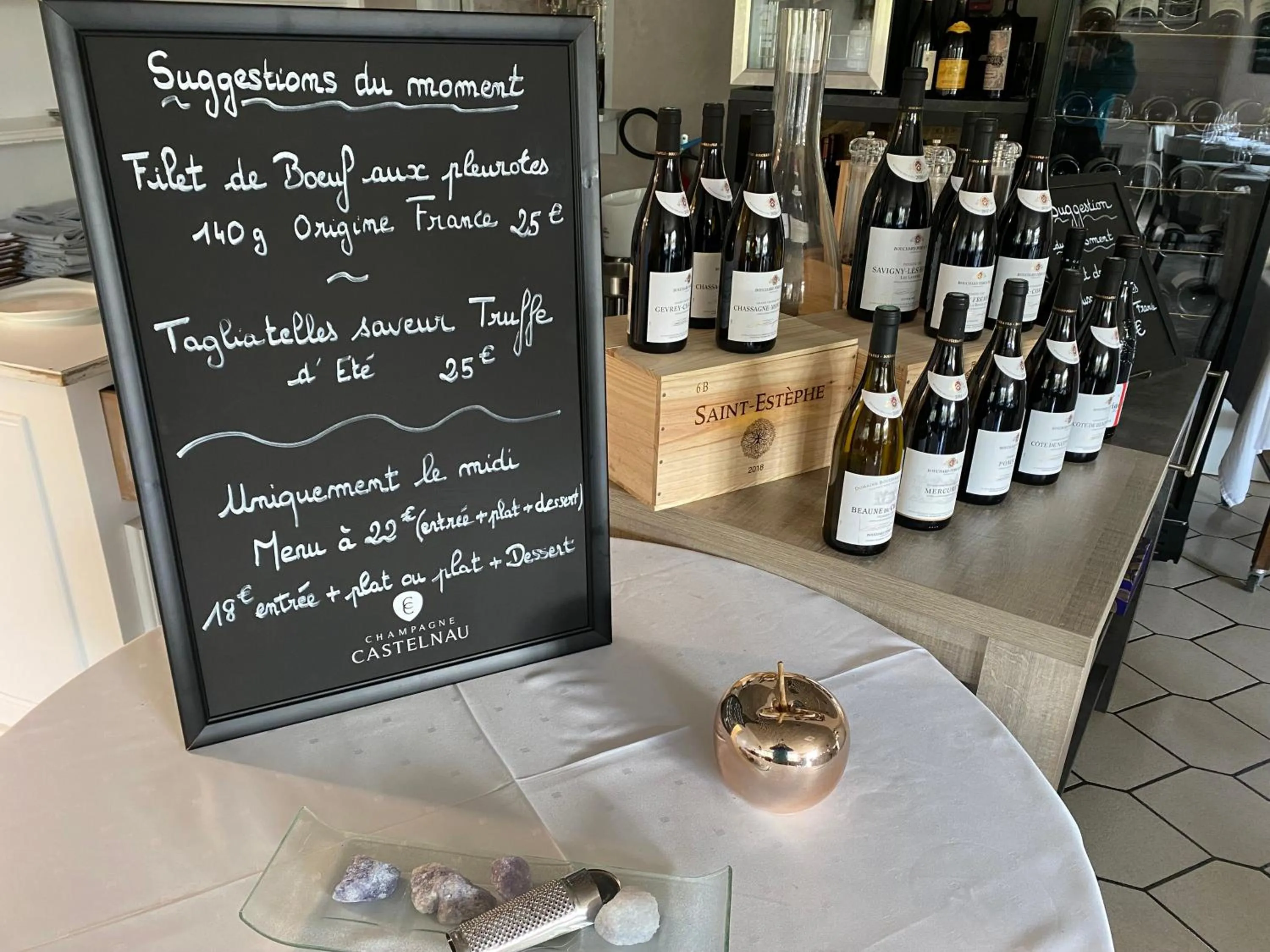 Restaurant/places to eat in Les Orchidées , Hôtel & Restaurant