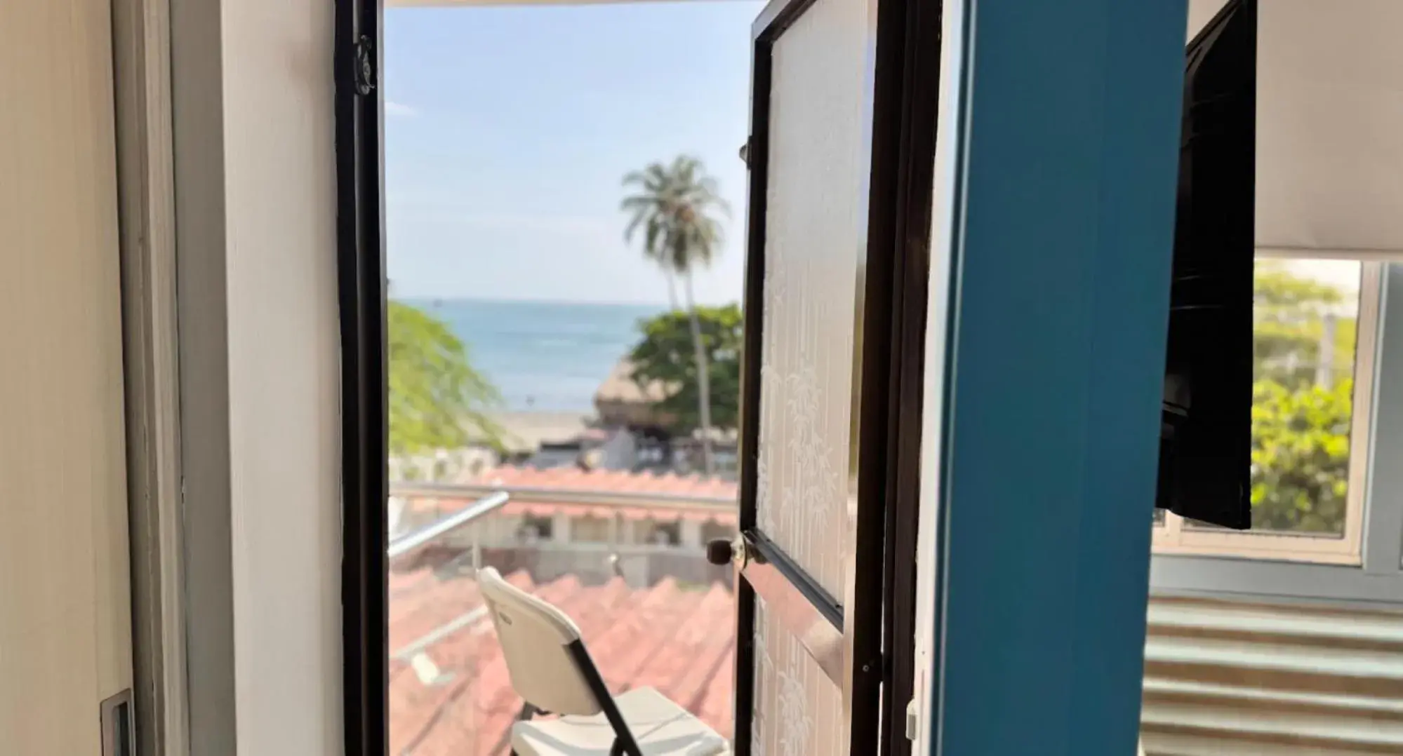 Sea view in TAMA Hotel Santa Marta Sea view in TAMA Hotel Santa Marta