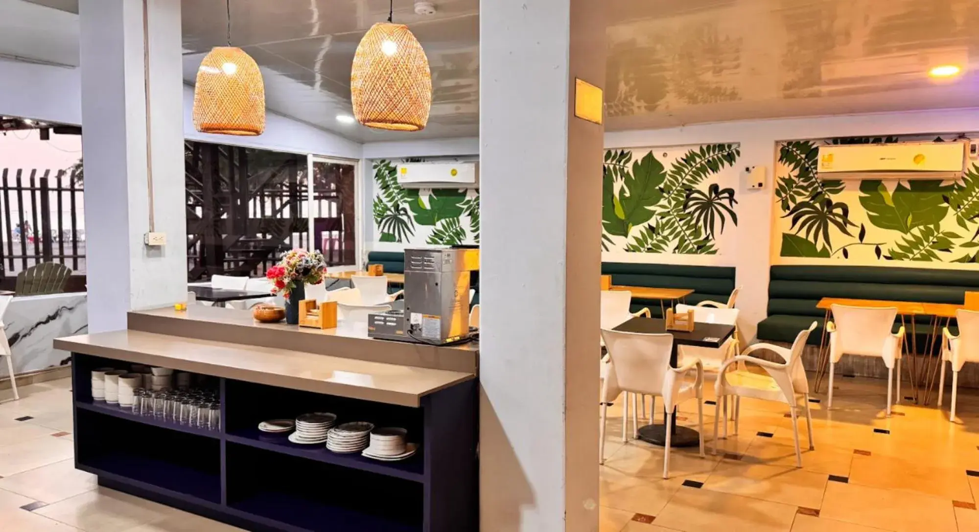 Restaurant/places to eat in TAMA Hotel Santa Marta Restaurant/places to eat in TAMA Hotel Santa Marta