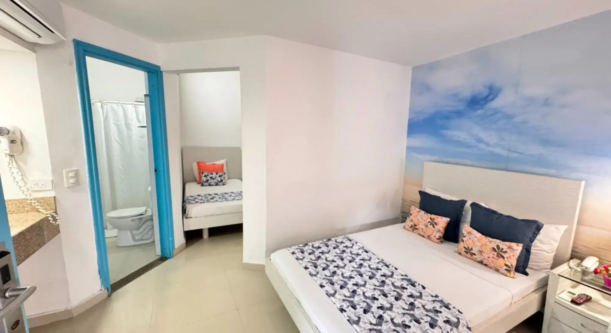 Photo of the whole room, Bed in TAMA Hotel Santa Marta Photo of the whole room, Bed in TAMA Hotel Santa Marta