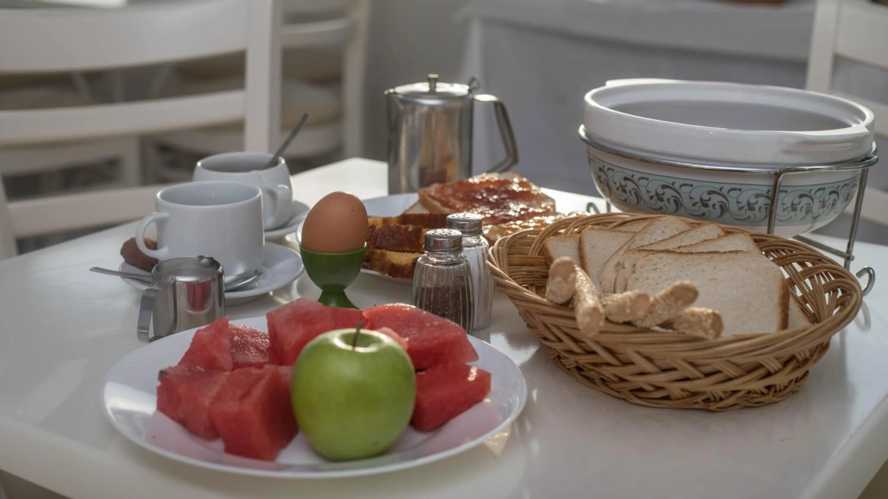 Coffee/tea facilities in Mare Naxia Hotel