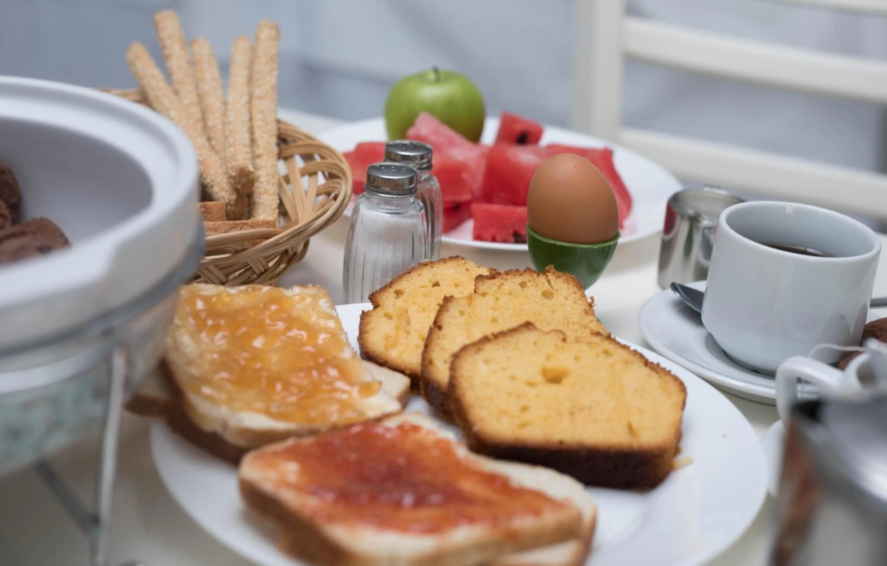 Food and drinks in Mare Naxia Hotel