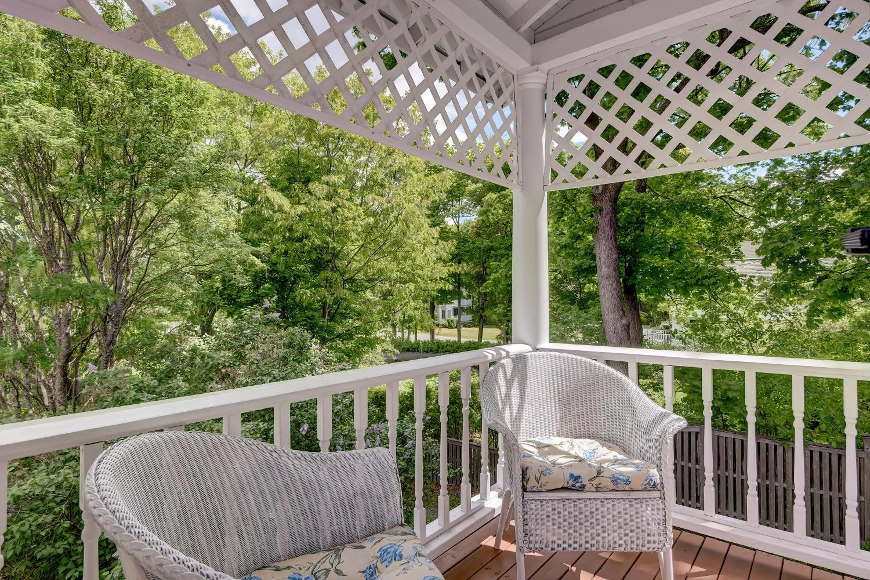 Balcony/Terrace in Mira Monte Inn & Suites