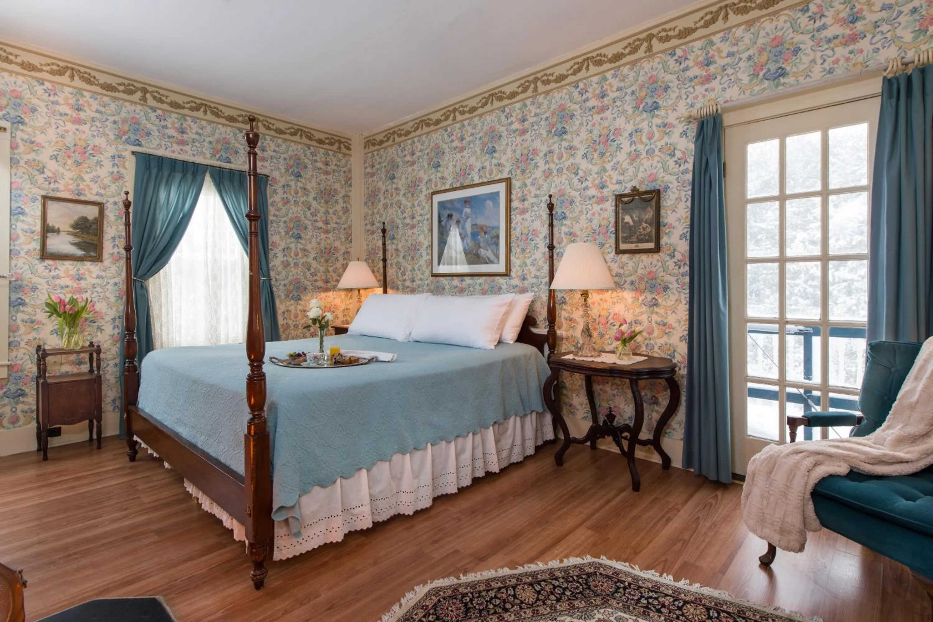 Bedroom, Bed in Mira Monte Inn & Suites