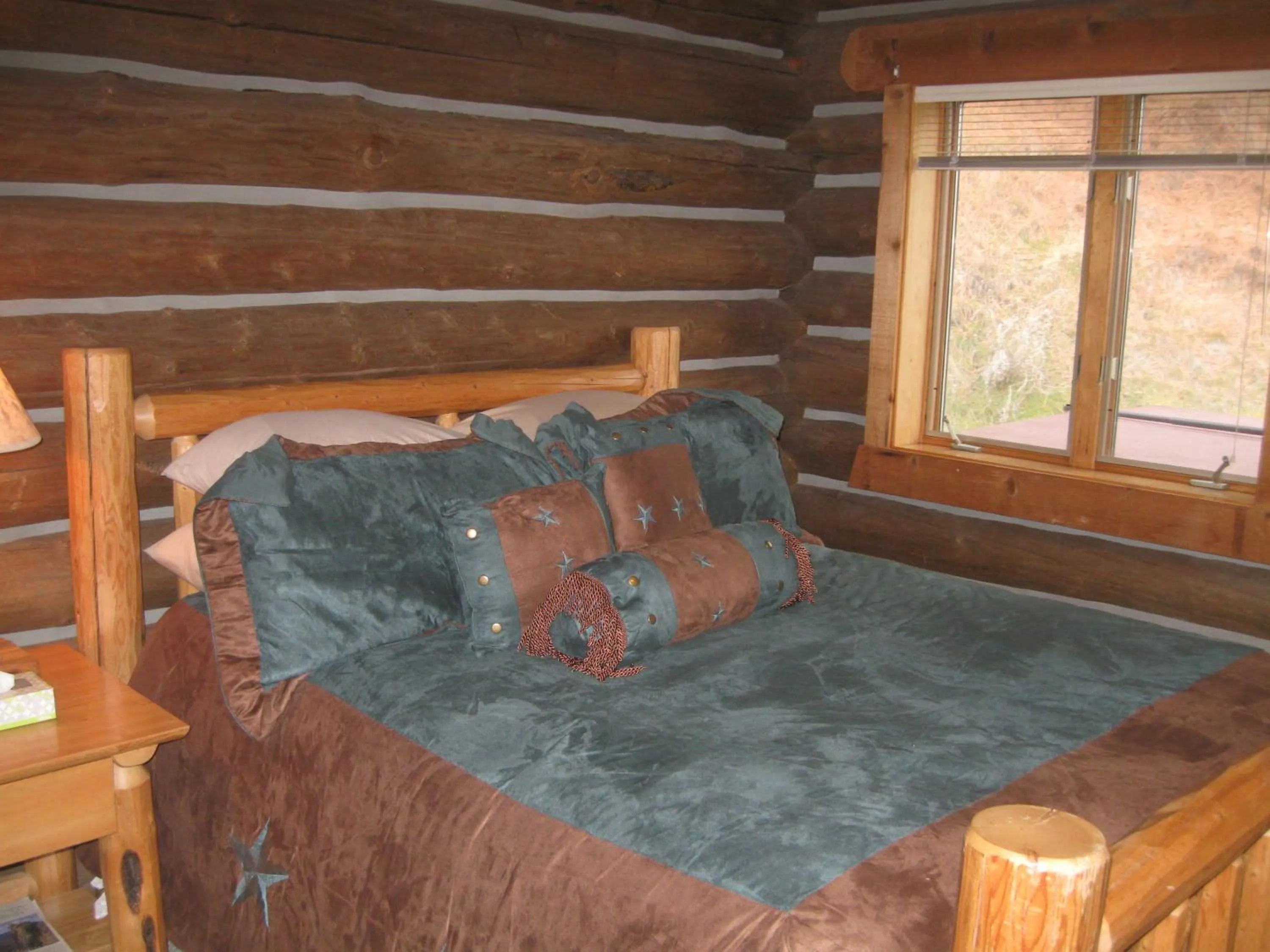 Bed in Rye Creek Lodge