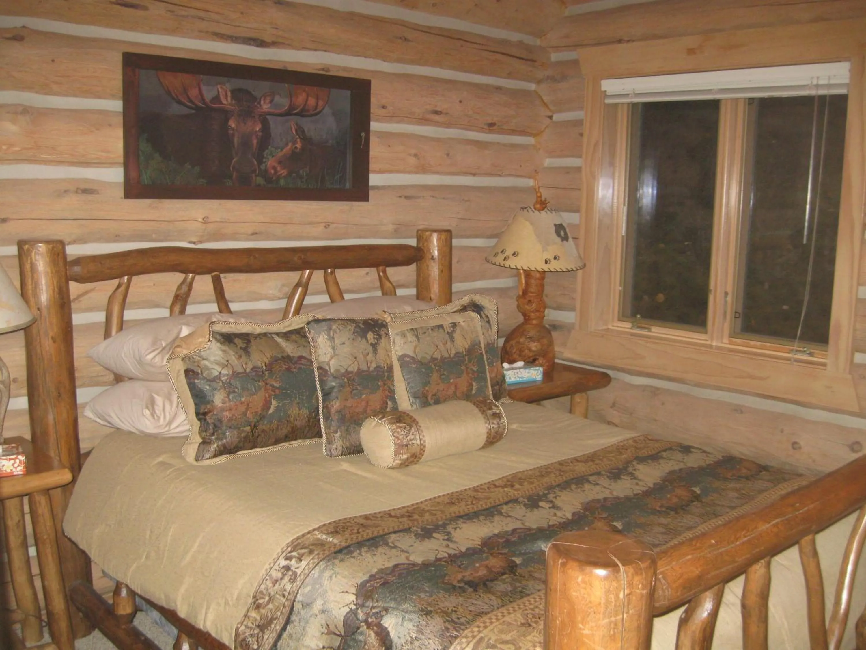 Bed in Rye Creek Lodge