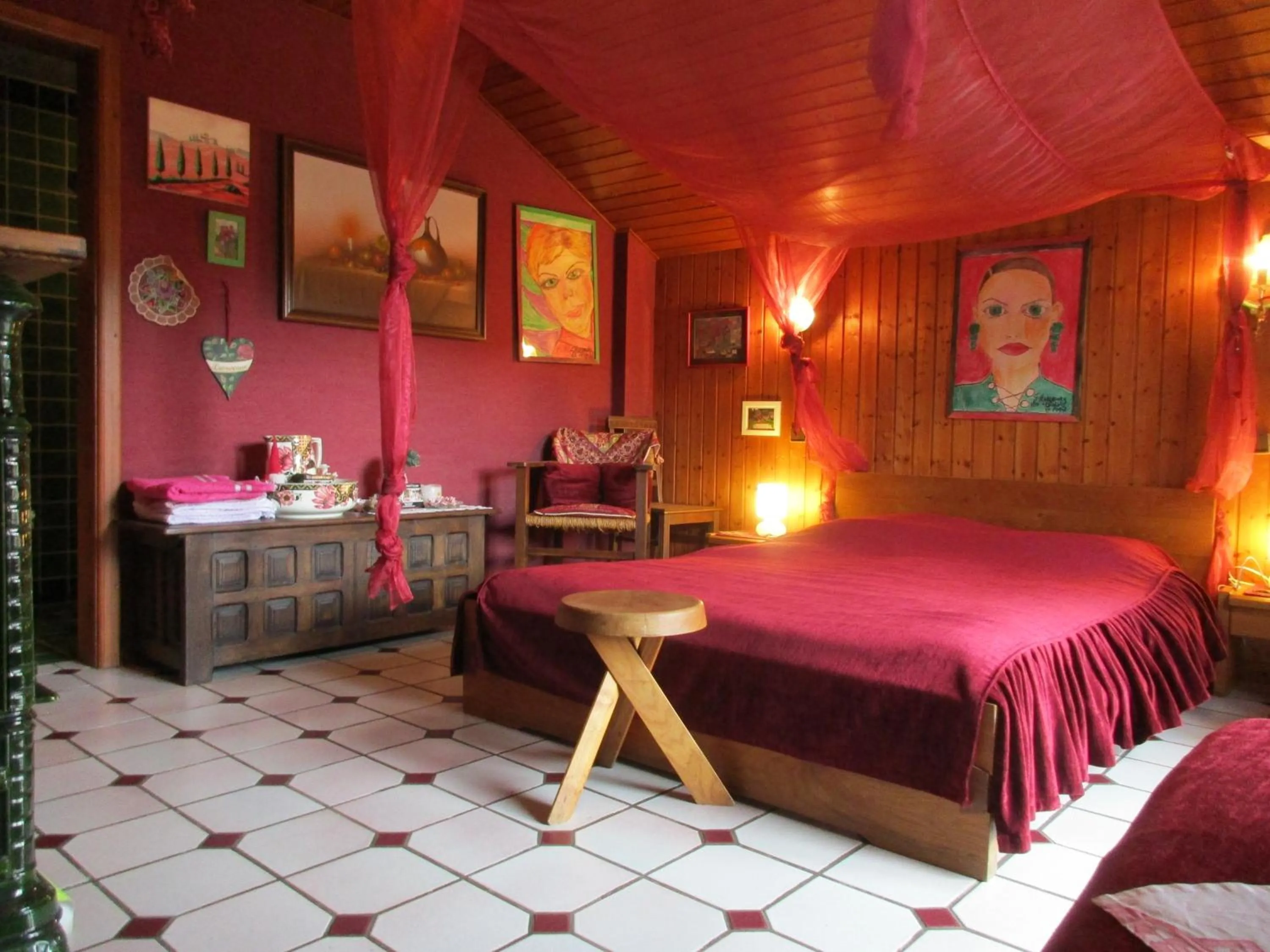 Studio (2 Adults) in Tilly's B&B and apartment house