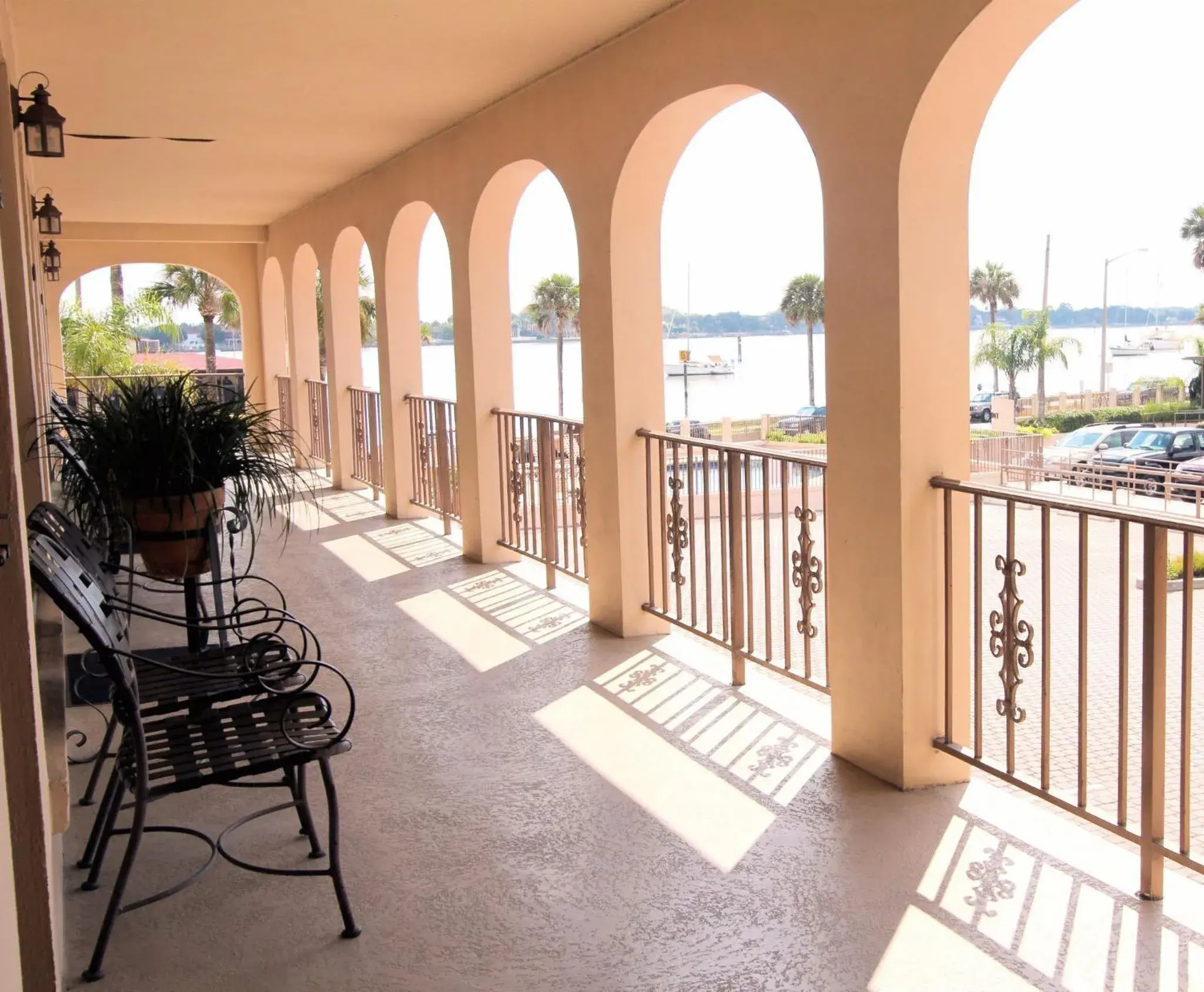 Bayfront Inn Bayfront Inn