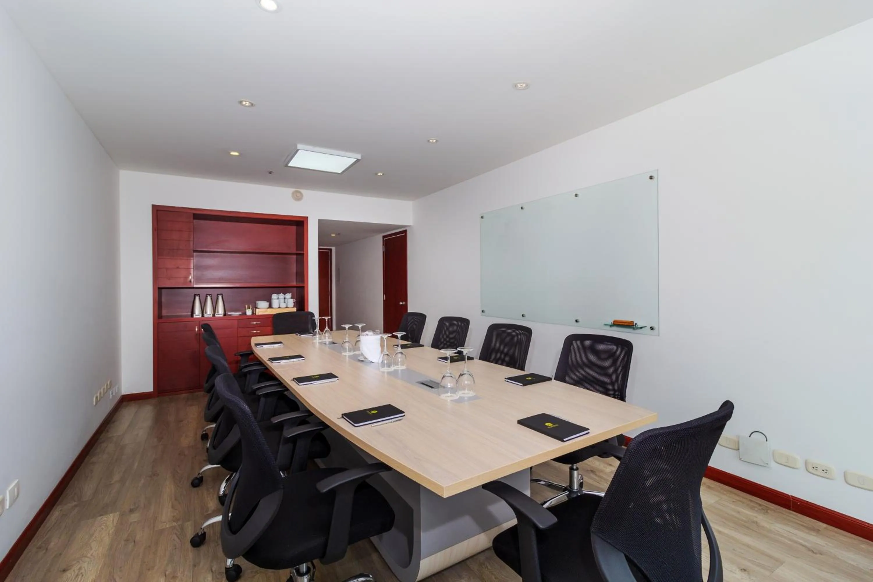 Meeting/conference room in Tequendama Suites Bogota