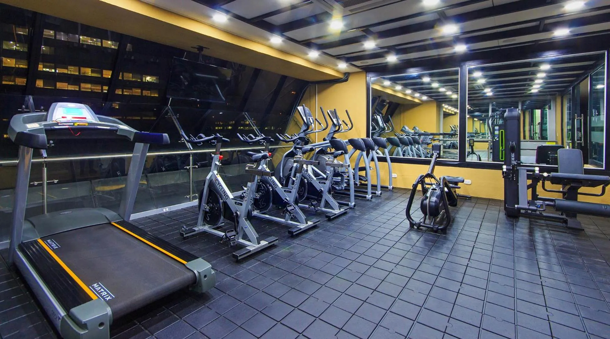 Fitness centre/facilities in Tequendama Suites Bogota