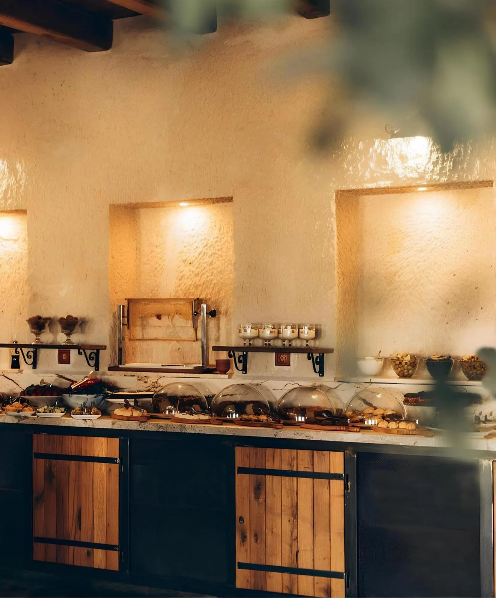 Breakfast in Seki Cave Hotel