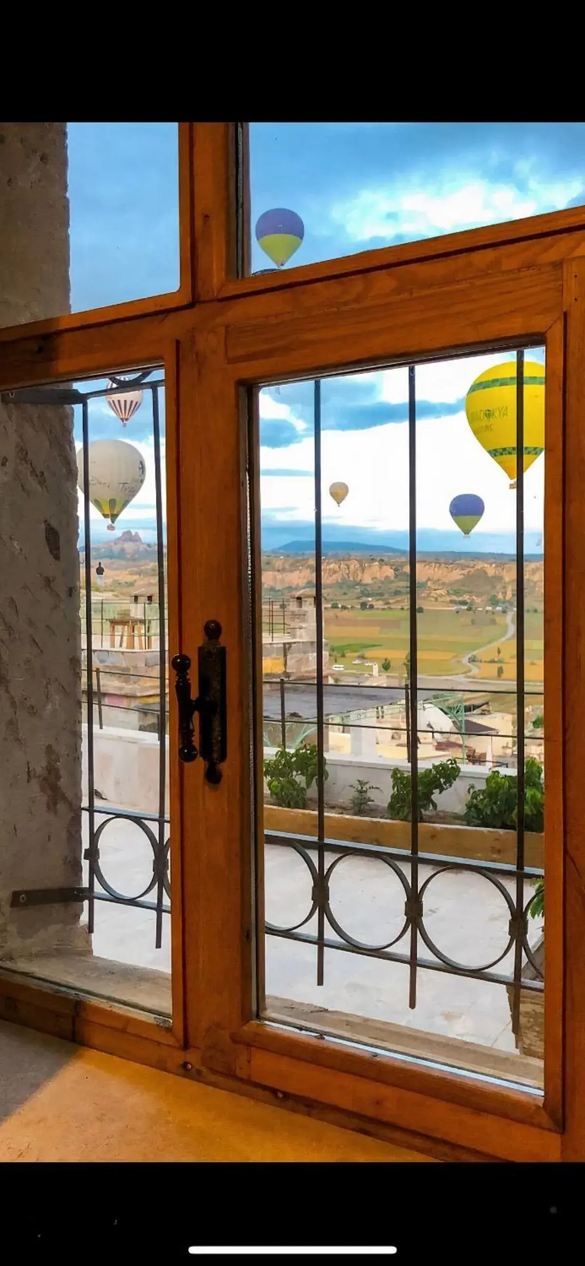 Inner courtyard view in Seki Cave Suites Inner courtyard view in Seki Cave Suites