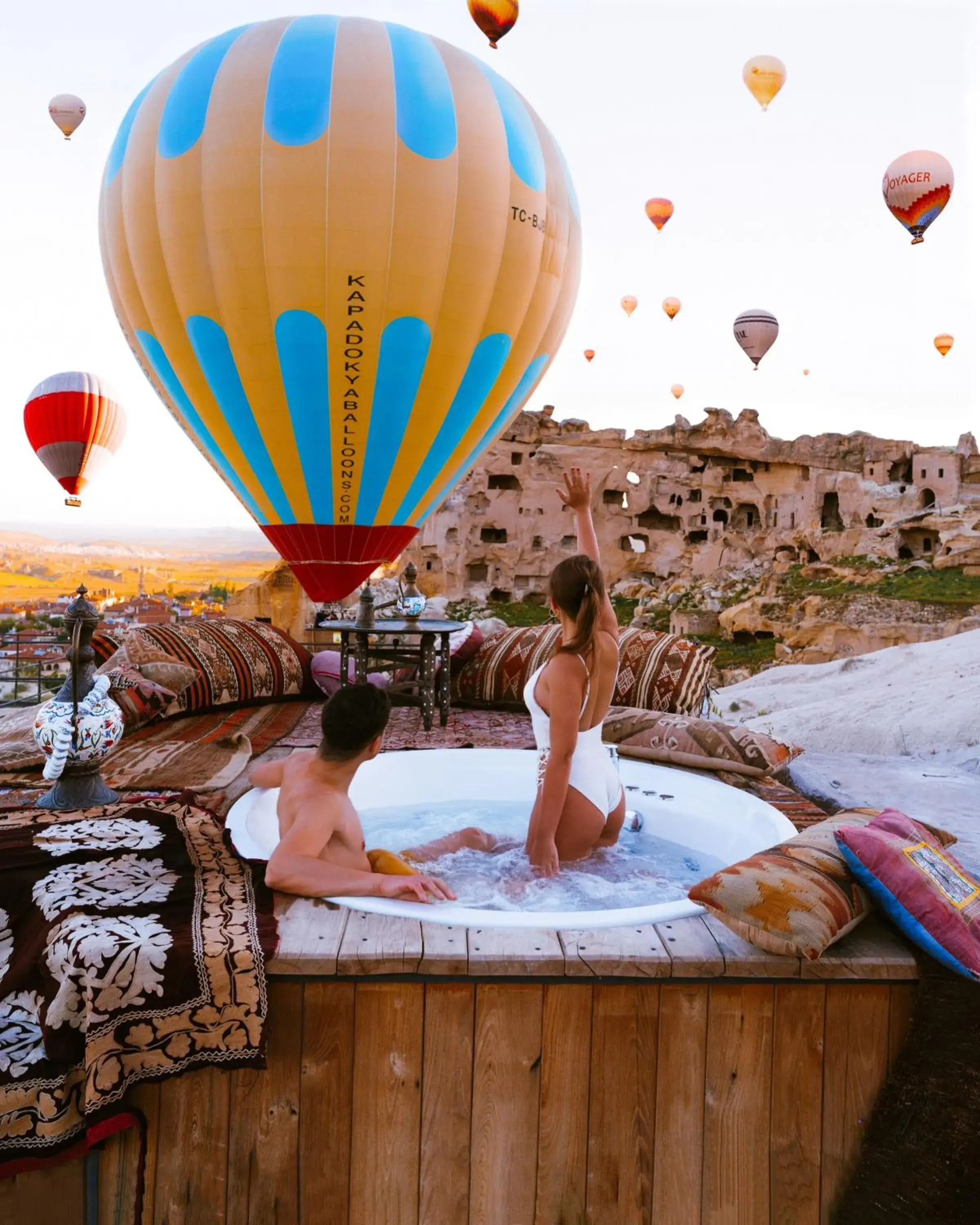 Property building in Seki Cave Hotel Property building in Seki Cave Hotel