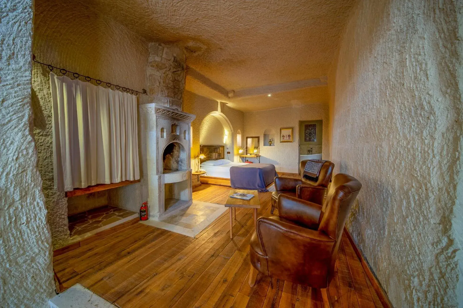 Bed in Seki Cave Suites Bed in Seki Cave Suites