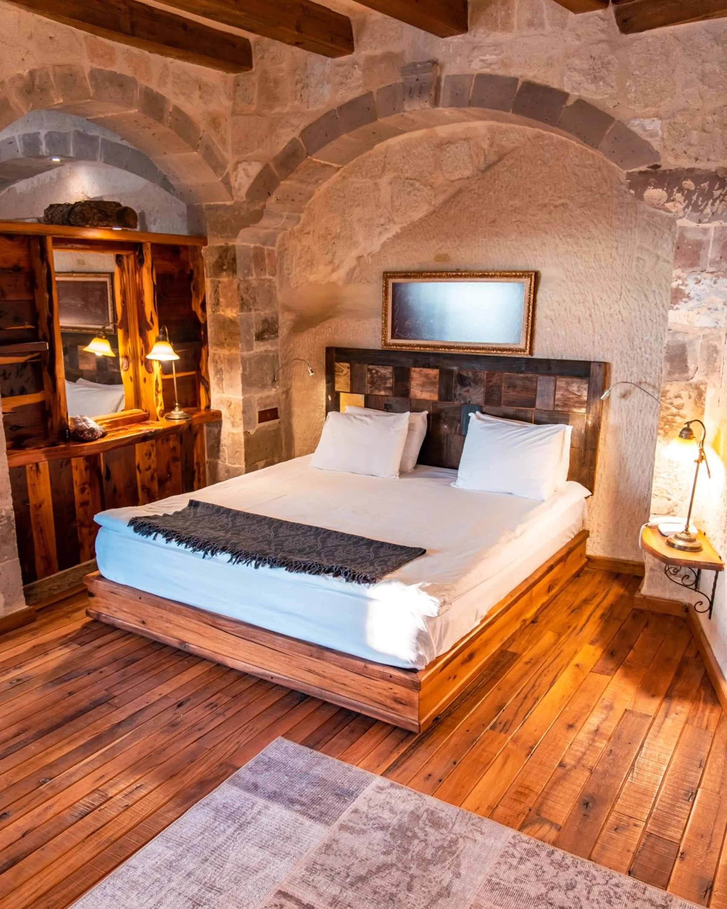 Bedroom, Bed in Seki Cave Hotel