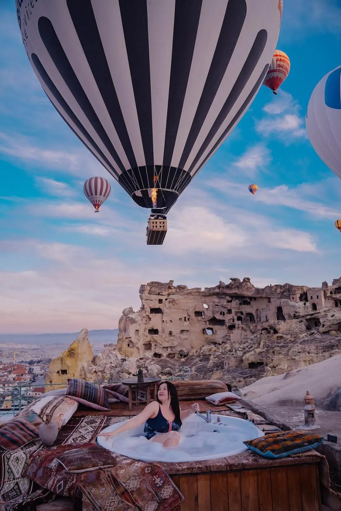 People in Seki Cave Hotel