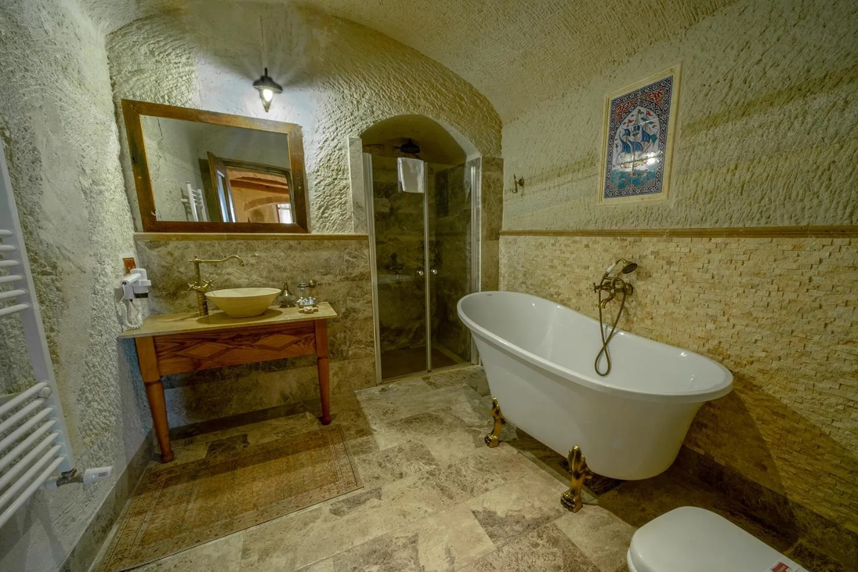Bathroom in Seki Cave Hotel