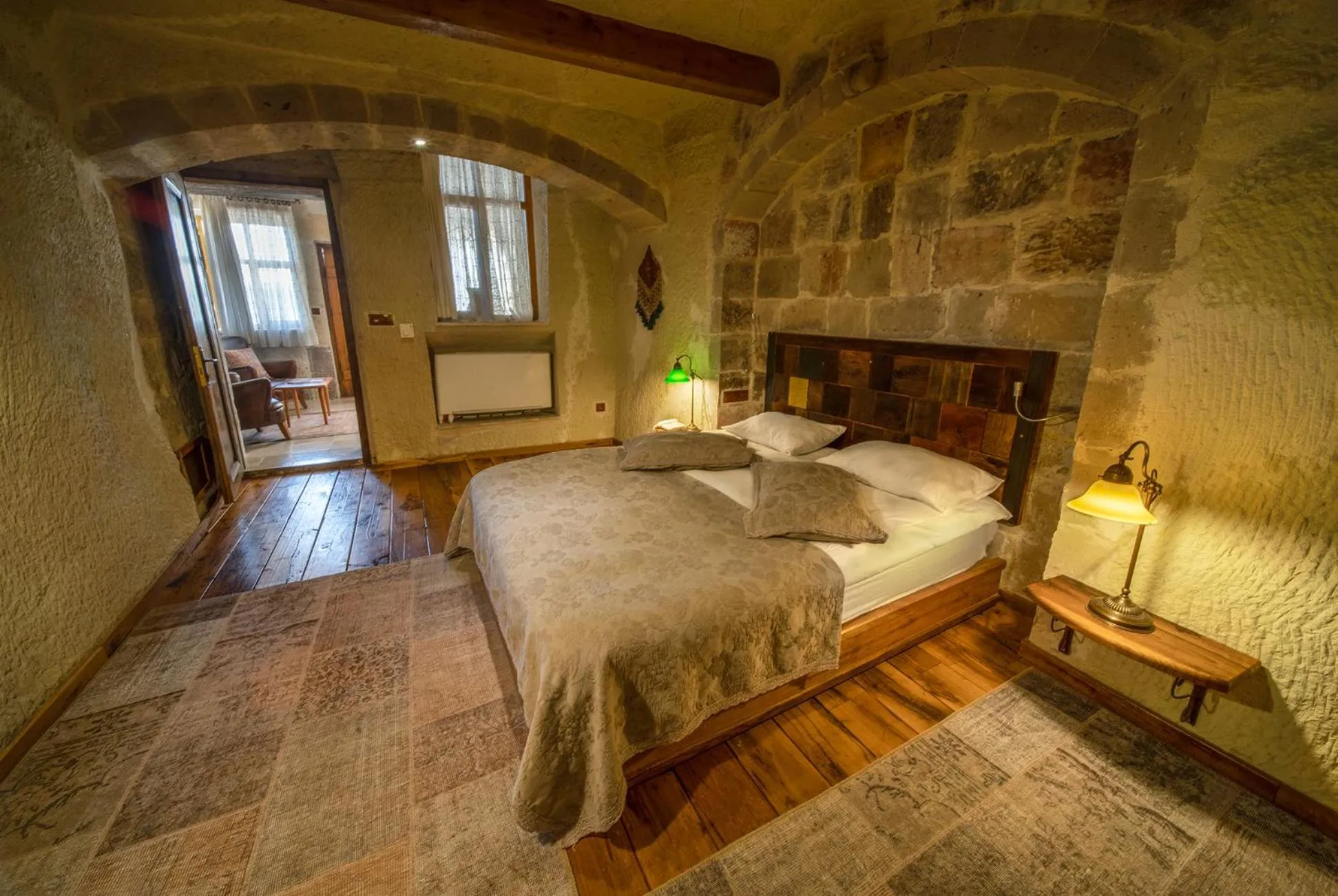 Bed in Seki Cave Hotel