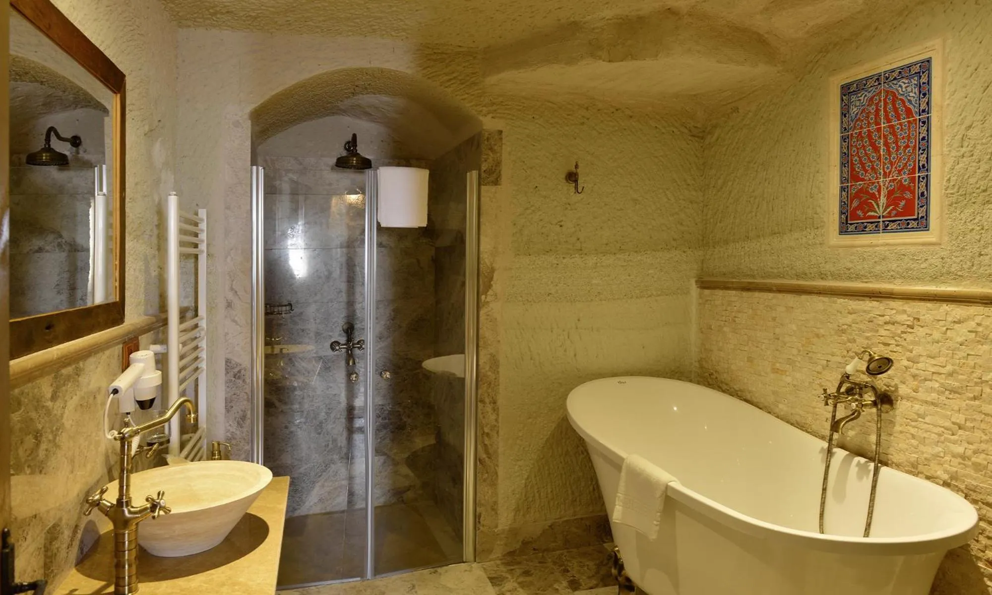 Bathroom in Seki Cave Hotel