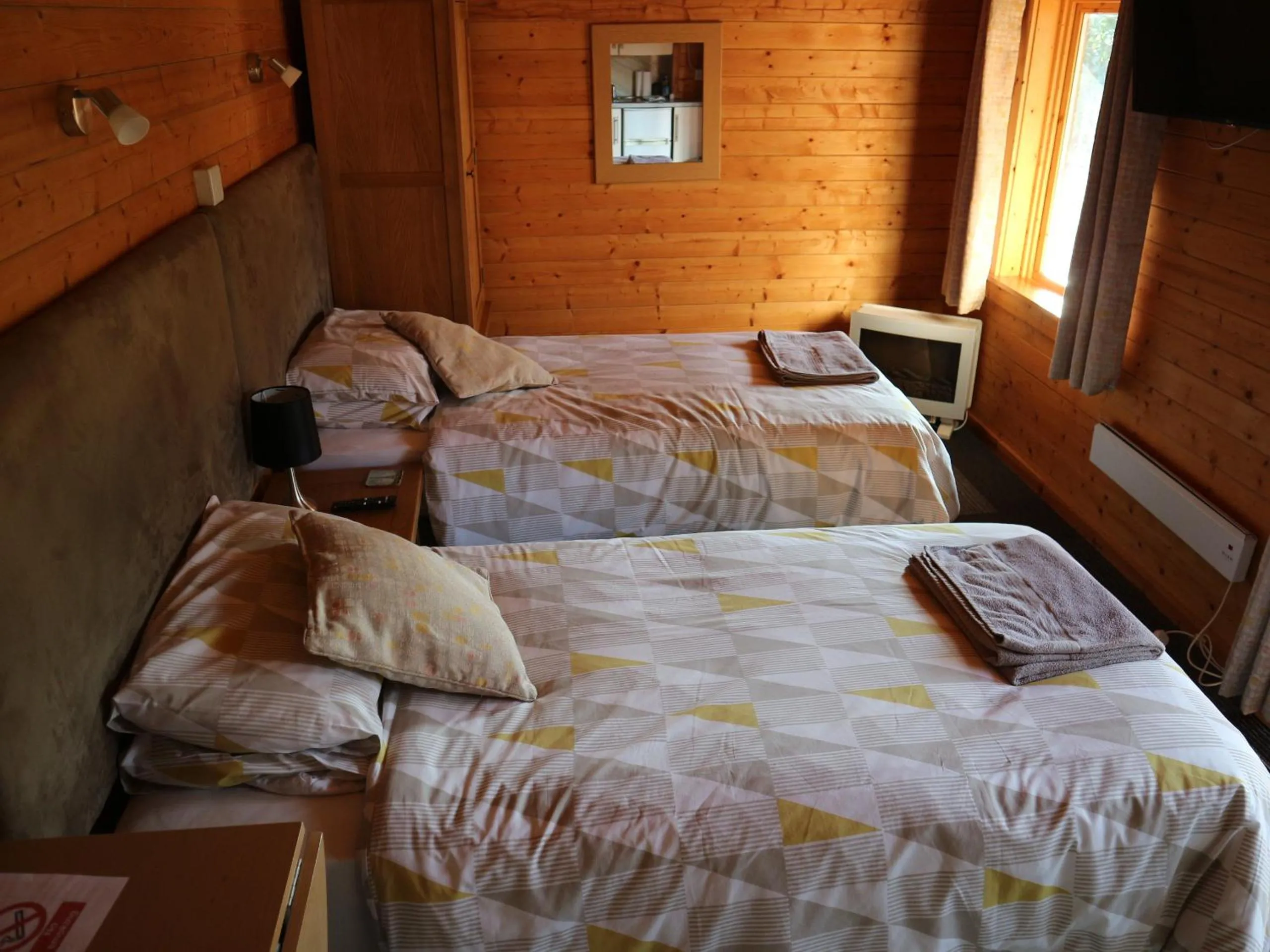 Bedroom, Bed in Homeside B&B