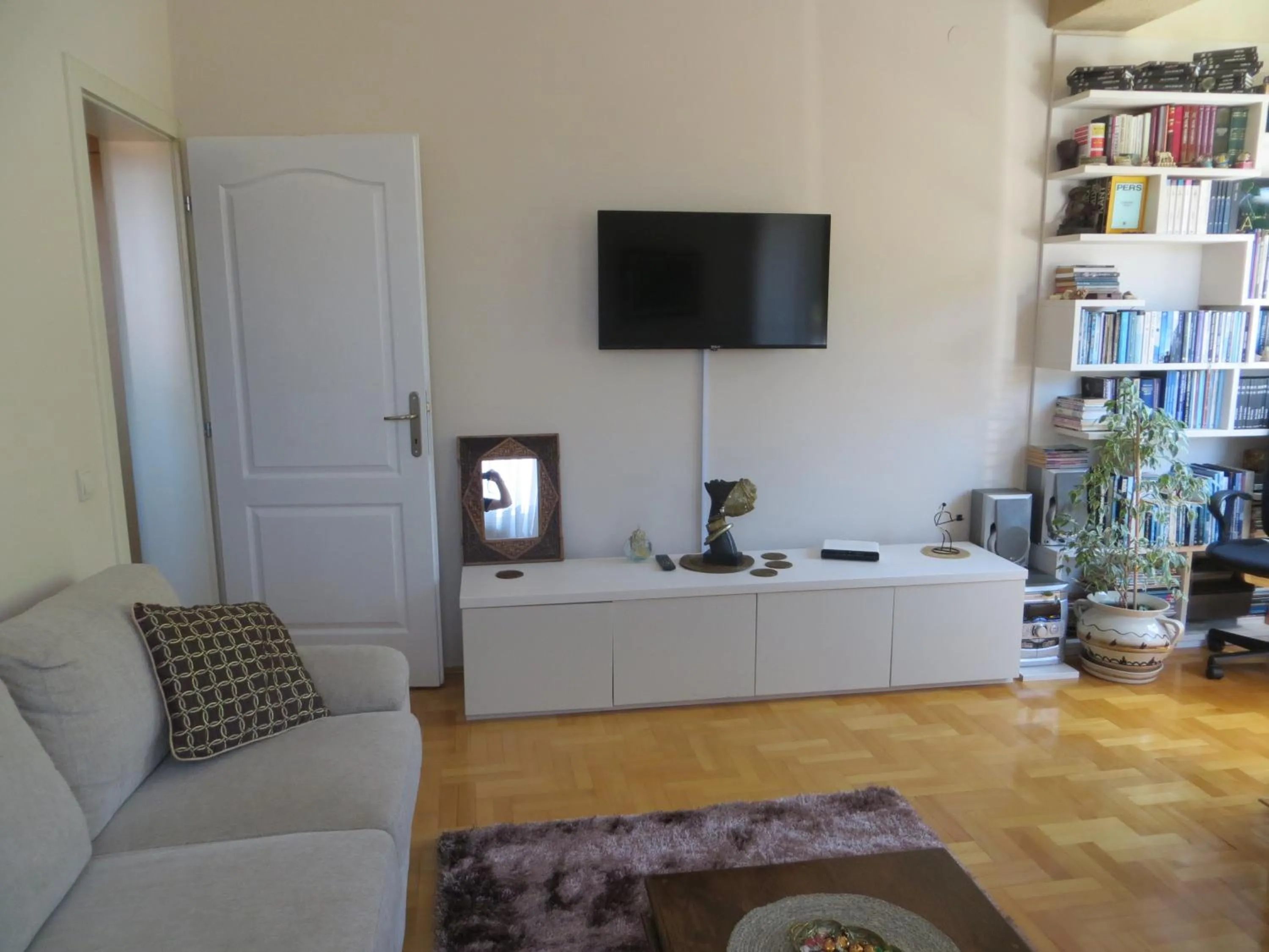 TV and multimedia in Apartment Krin