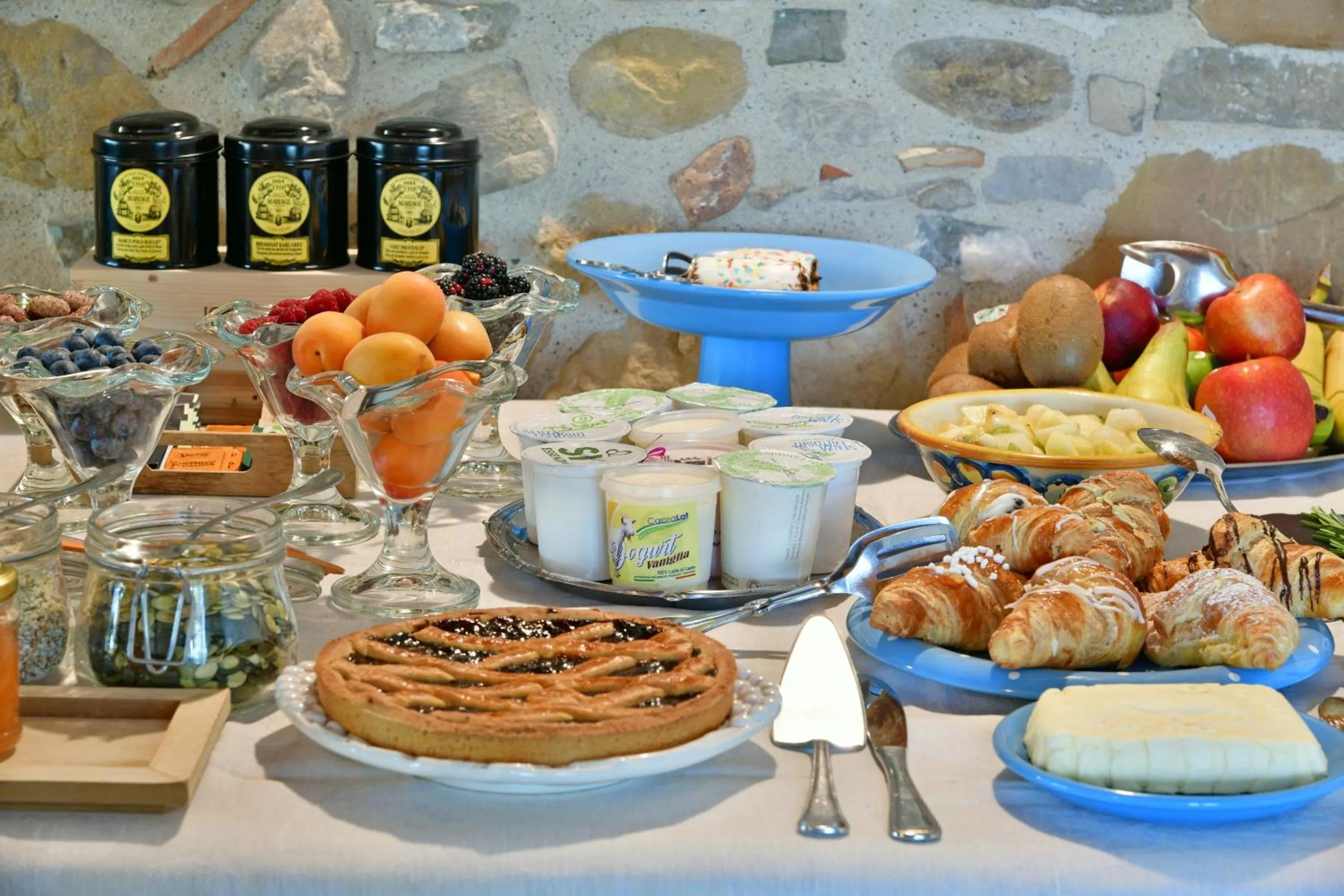 Buffet breakfast in Terre Di Himera