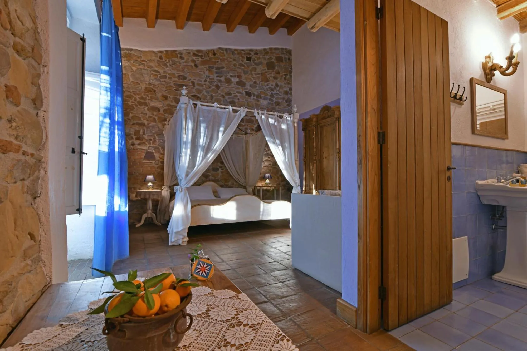 Bathroom in Terre Di Himera