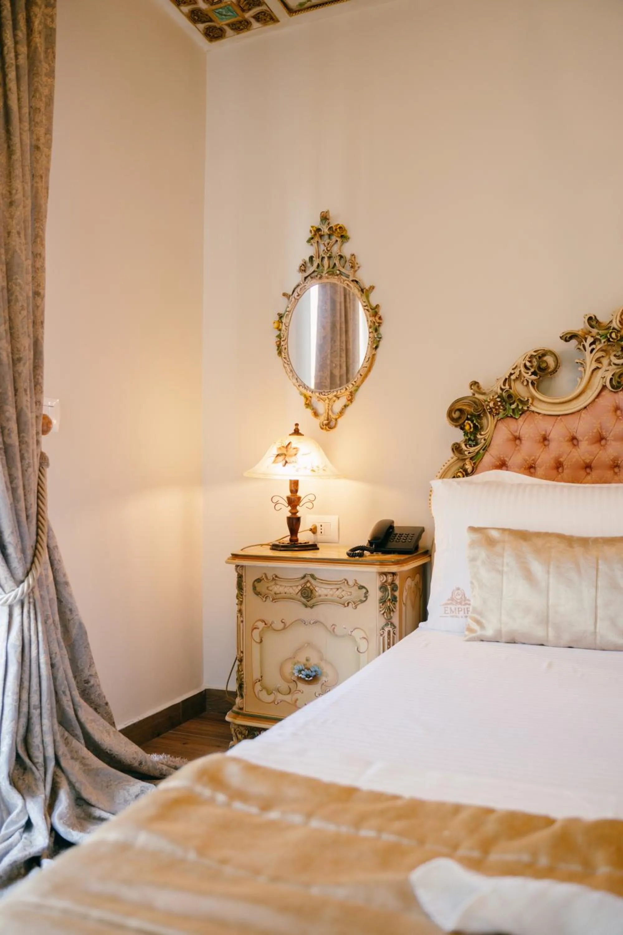 Bed in Hotel Empire Albania