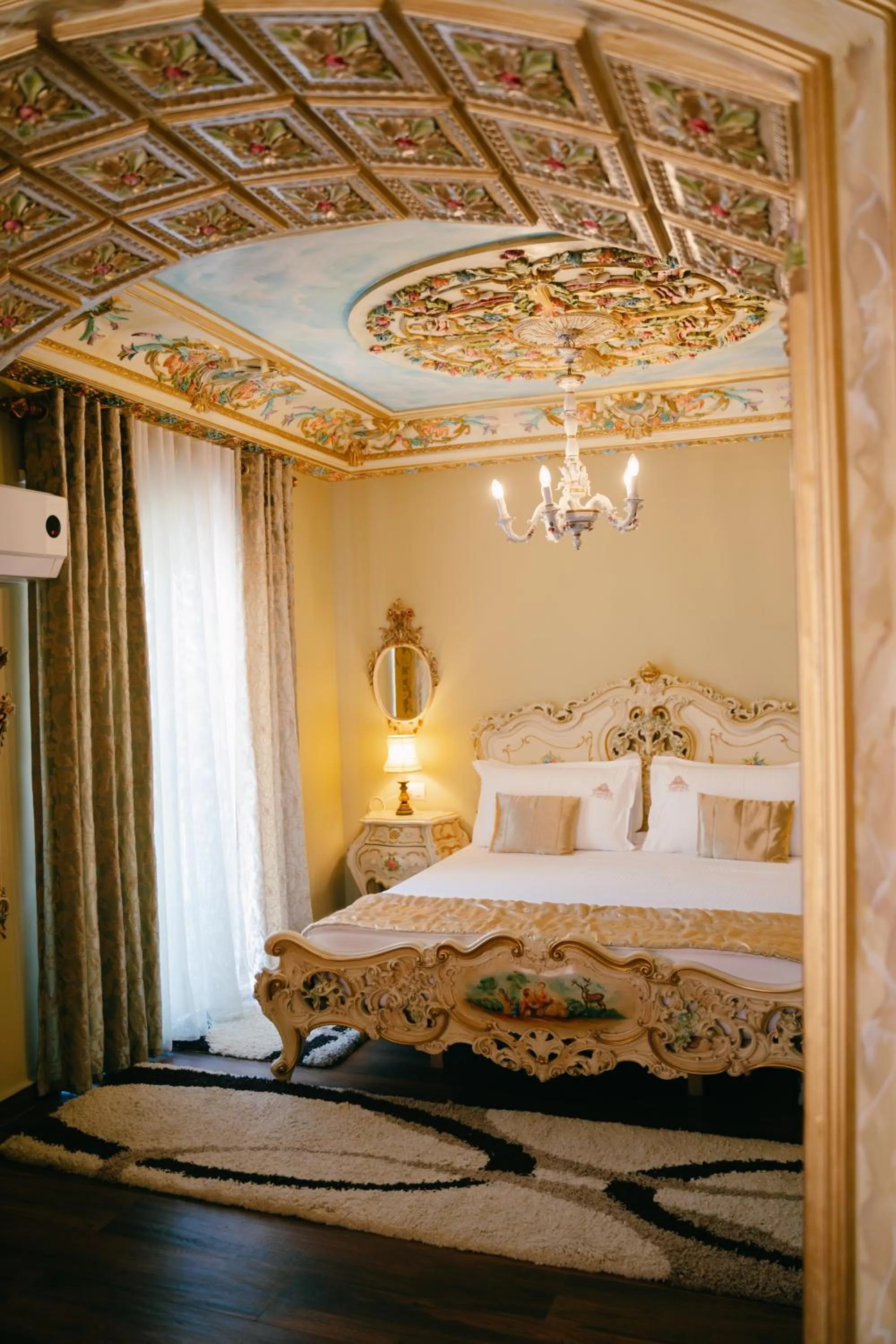 Bed in Hotel Empire Albania