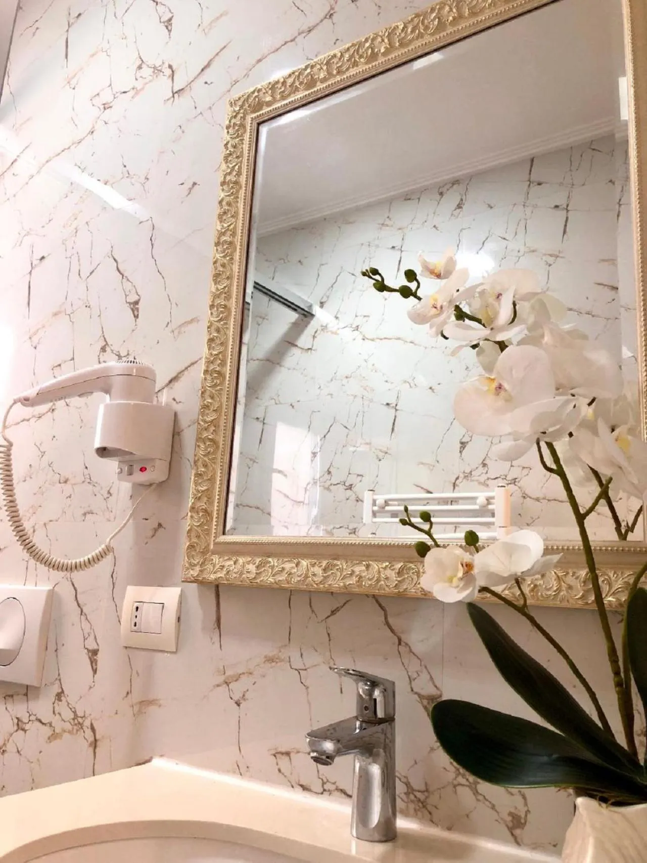 Bathroom in Hotel Empire Albania