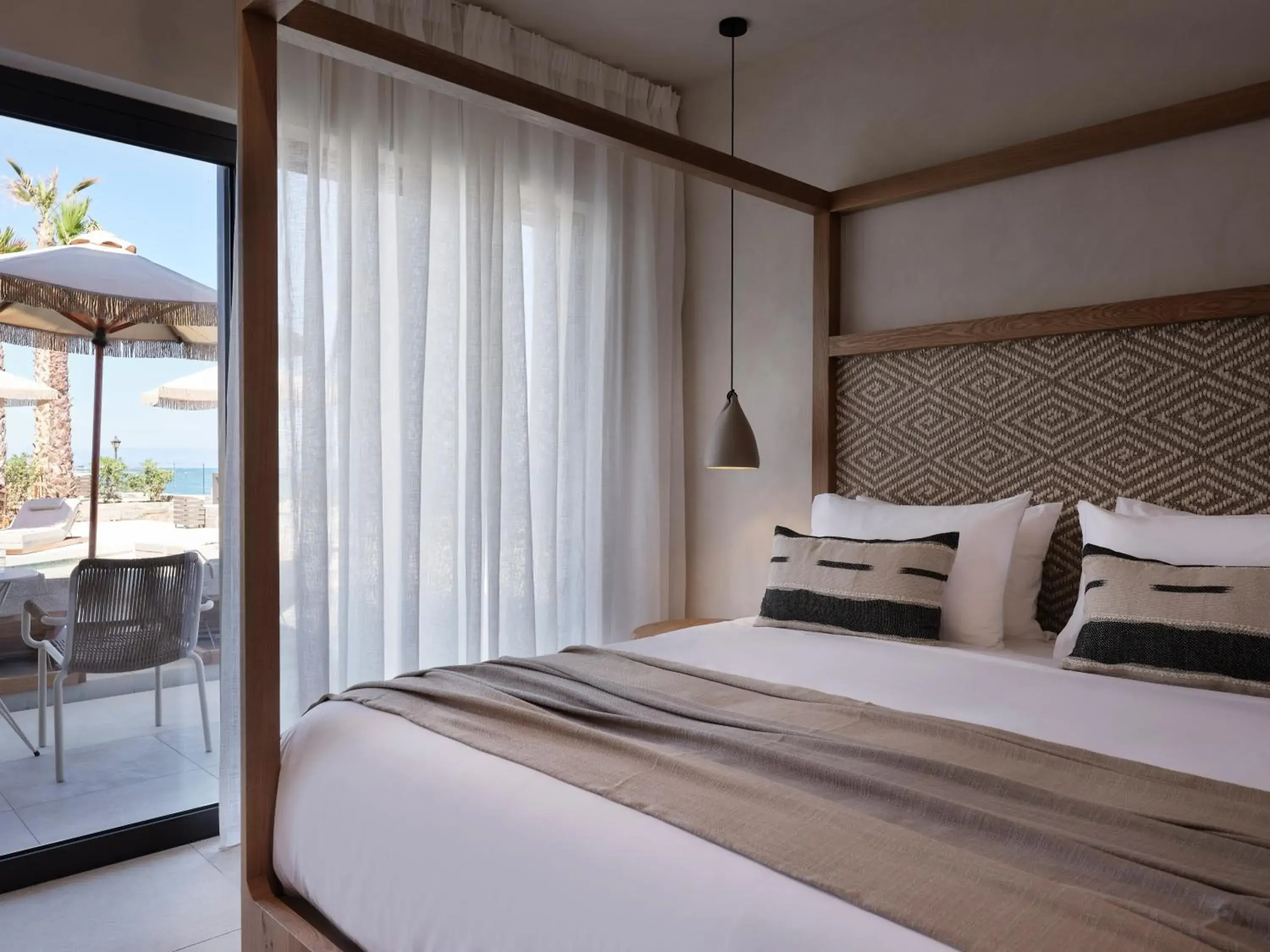 Luxe Room Swim Up in Stella Blue Seaside Resort Luxe Room Swim Up in Stella Blue Seaside Resort