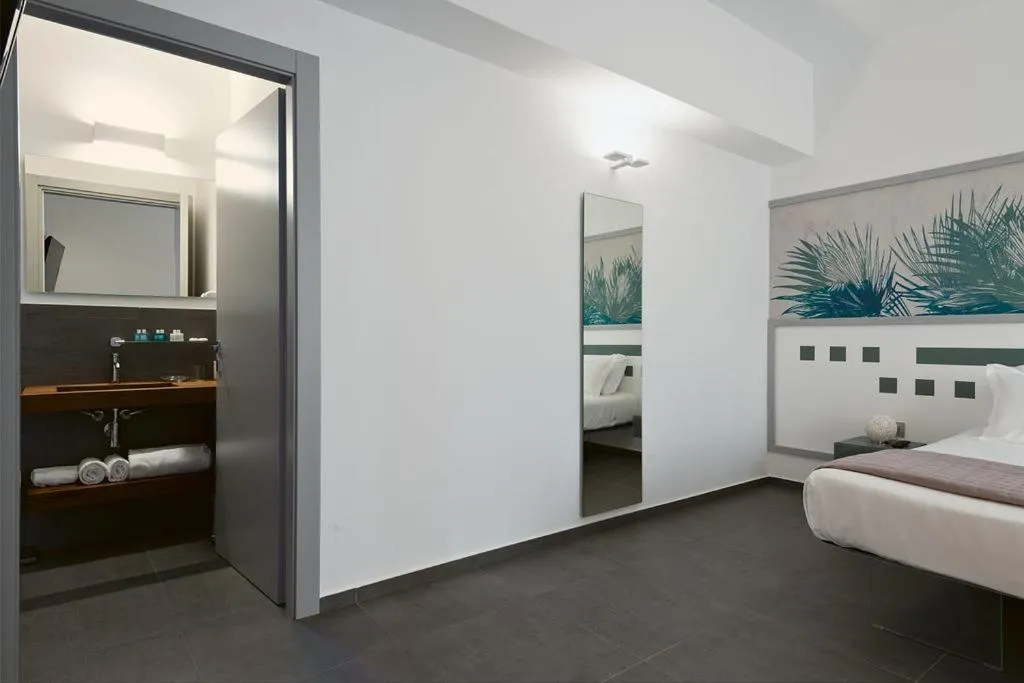 Bed in nautilus b&b suite design