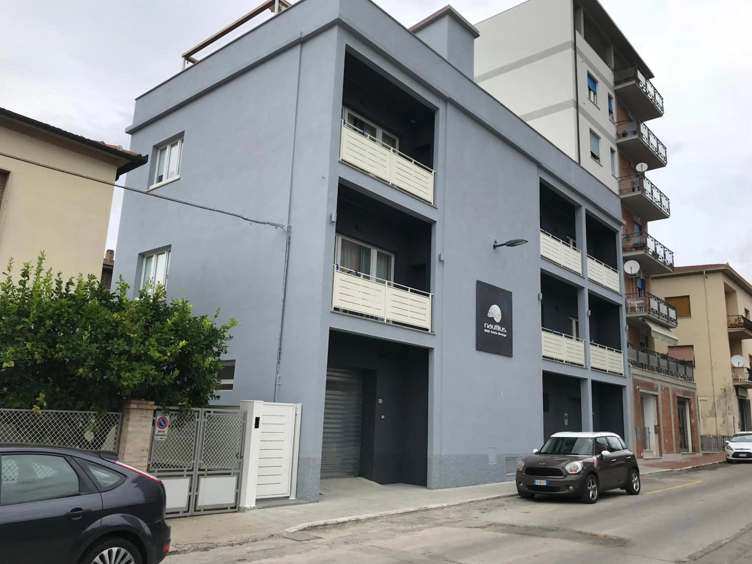 Property building in nautilus b&b suite design