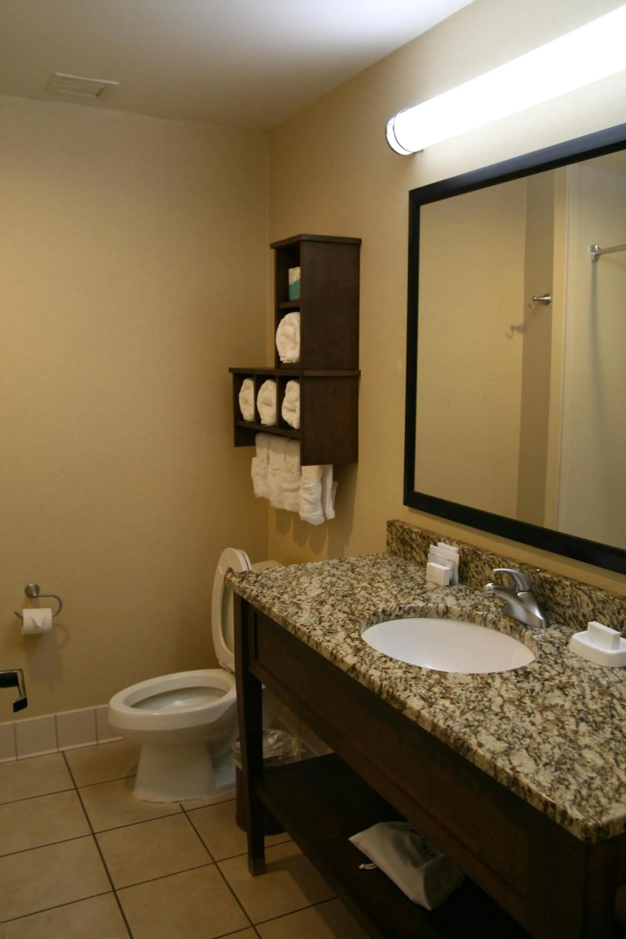 Bathroom in Cherokee Inn