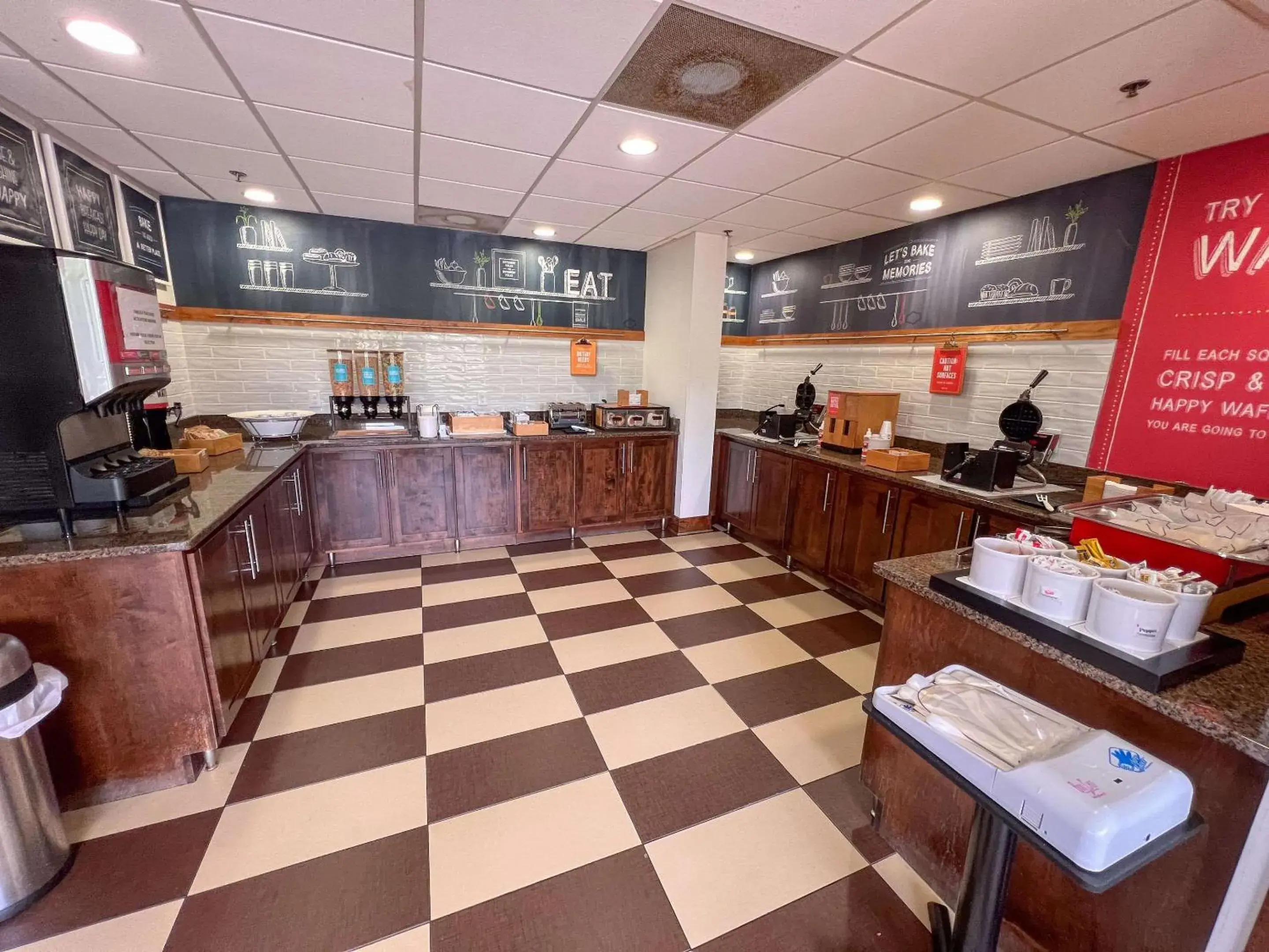 Breakfast in Cherokee Inn Breakfast in Cherokee Inn