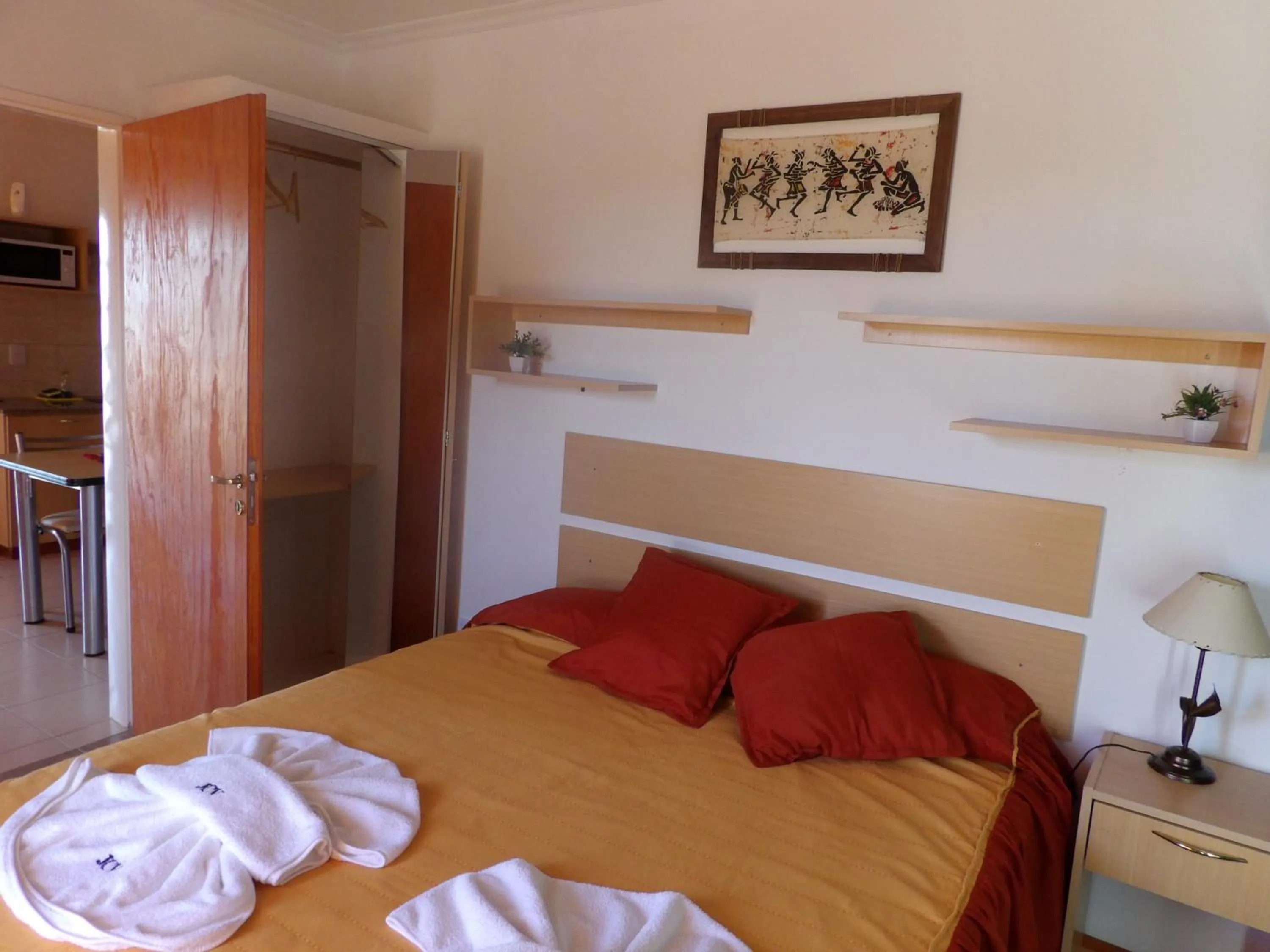 Photo of the whole room, Bed in La Loma