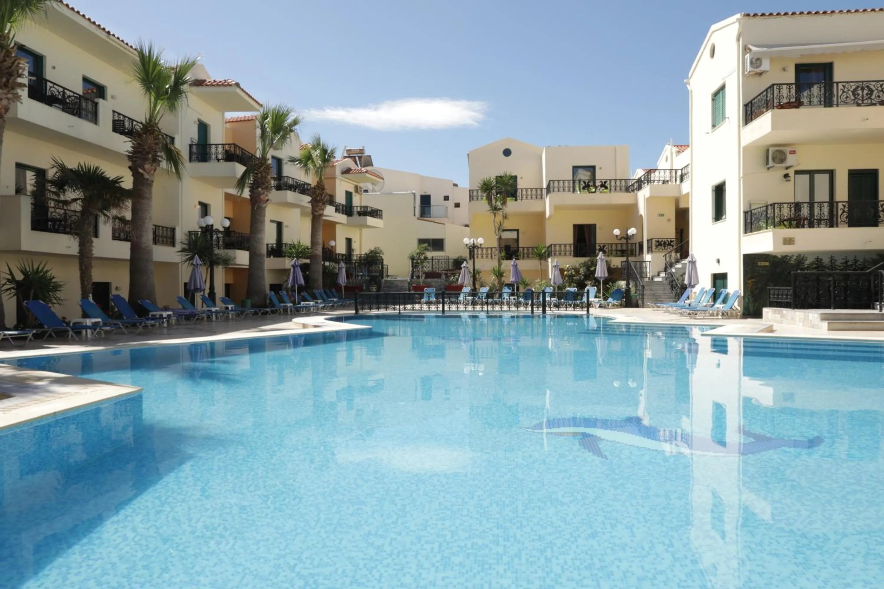 Property building in Diogenis Blue Palace