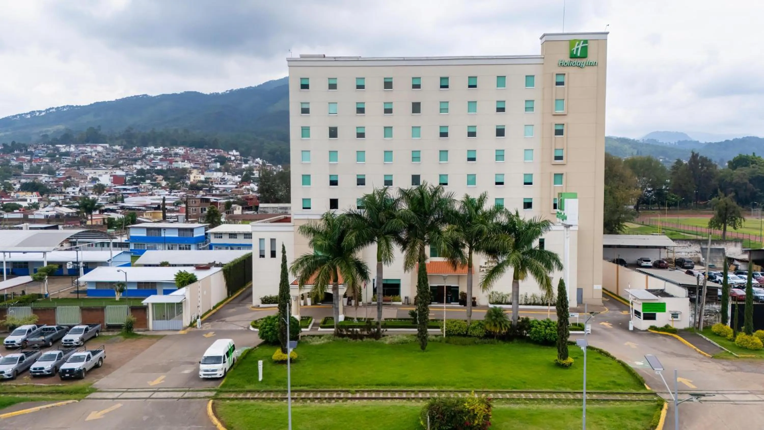 Property building in Holiday Inn Uruapan by IHG