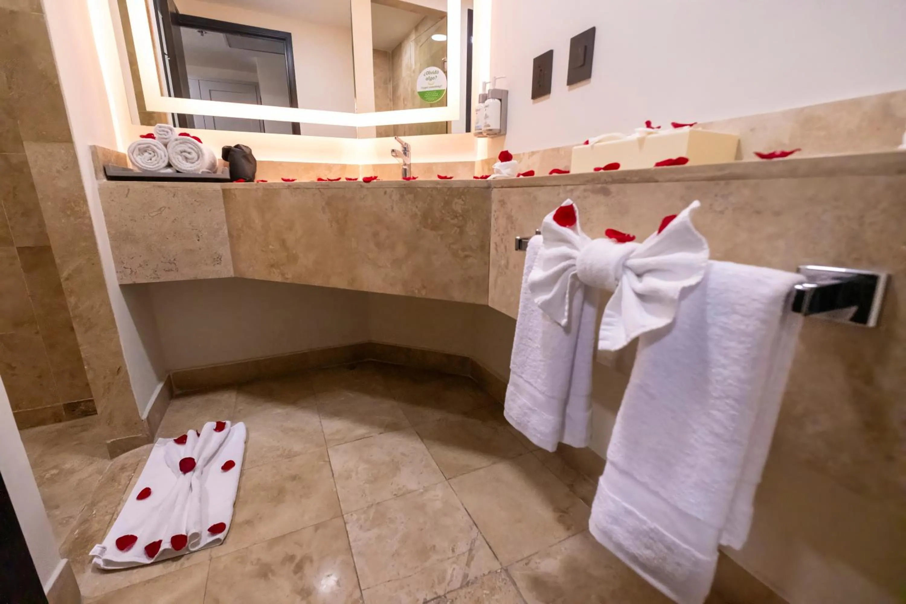 Bathroom in Holiday Inn Uruapan by IHG
