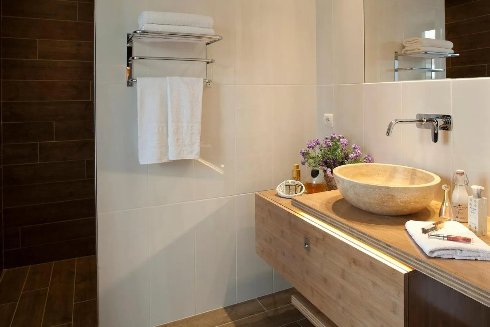 Bathroom in Hotel le Chalet