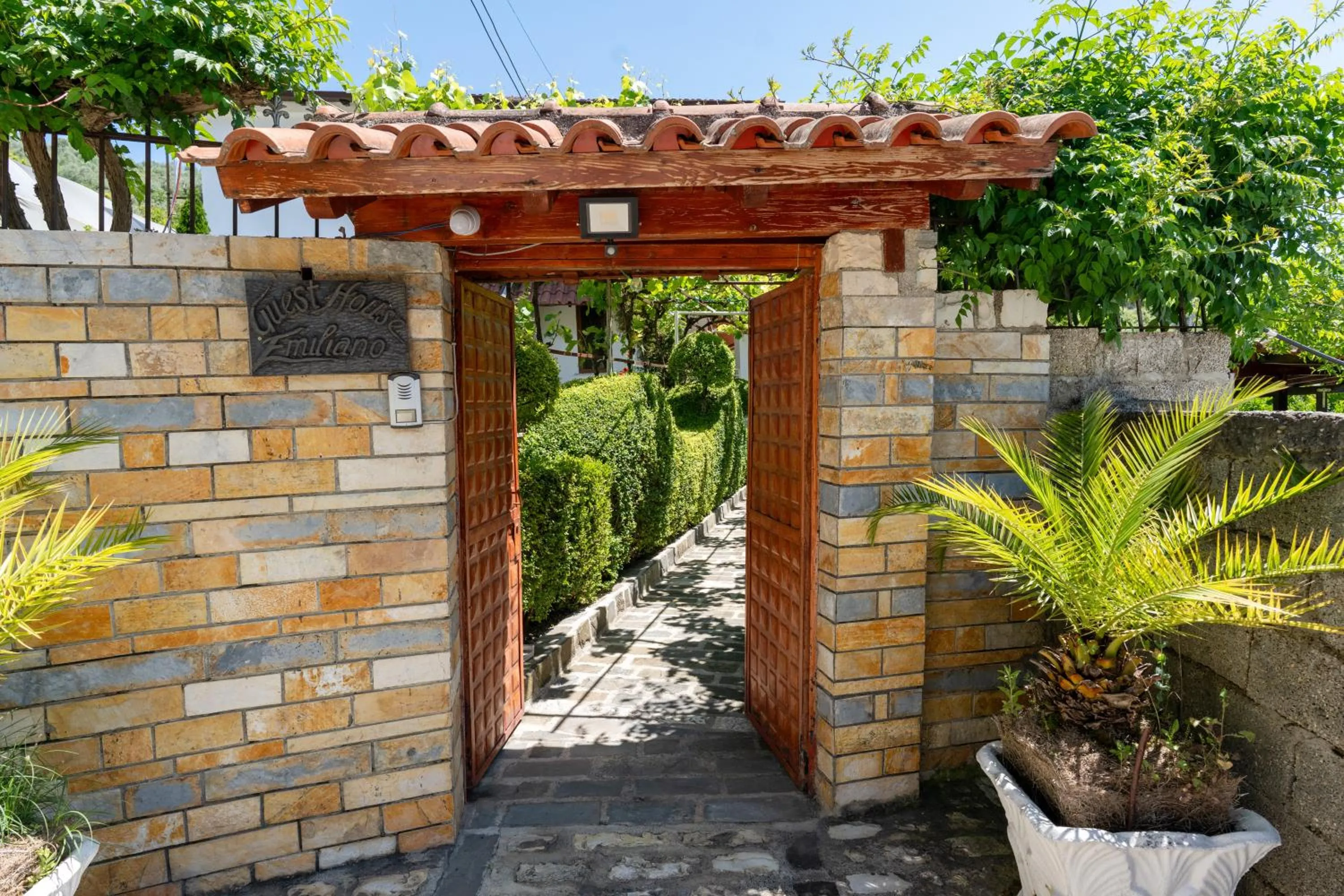 Guesthouse Emiljano