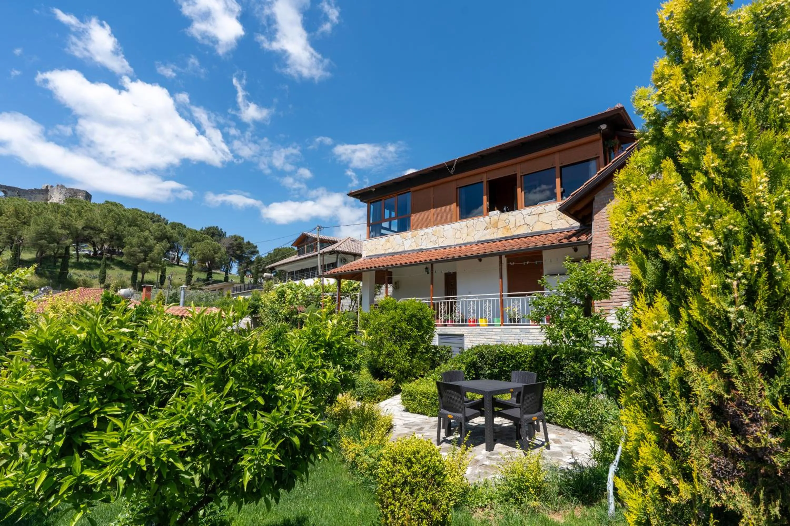 Guesthouse Emiljano